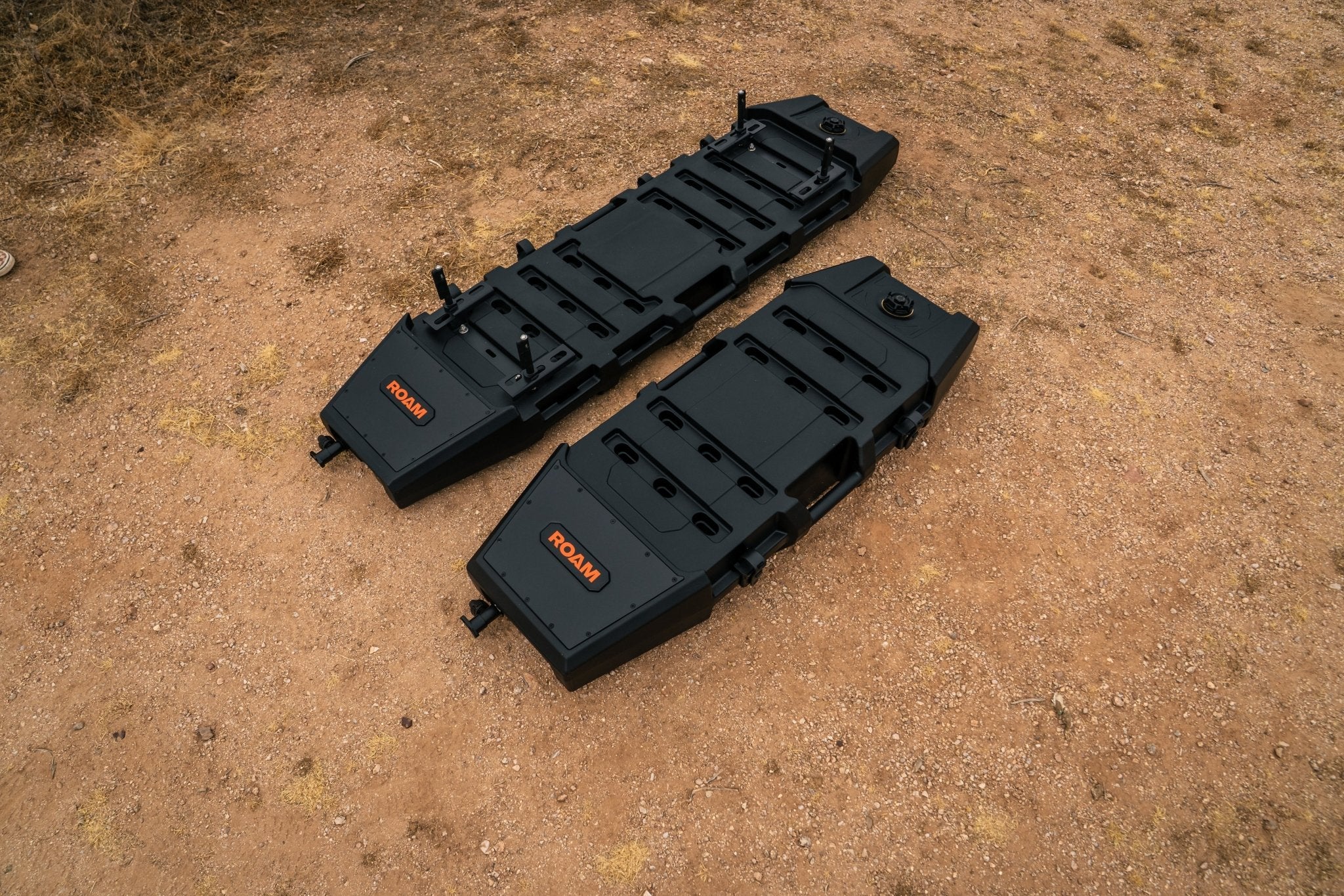 8.5 Gallon Electric Pump Tank & Traction Board Mount - Spirit of 1876 - ROAM Dealer Portal