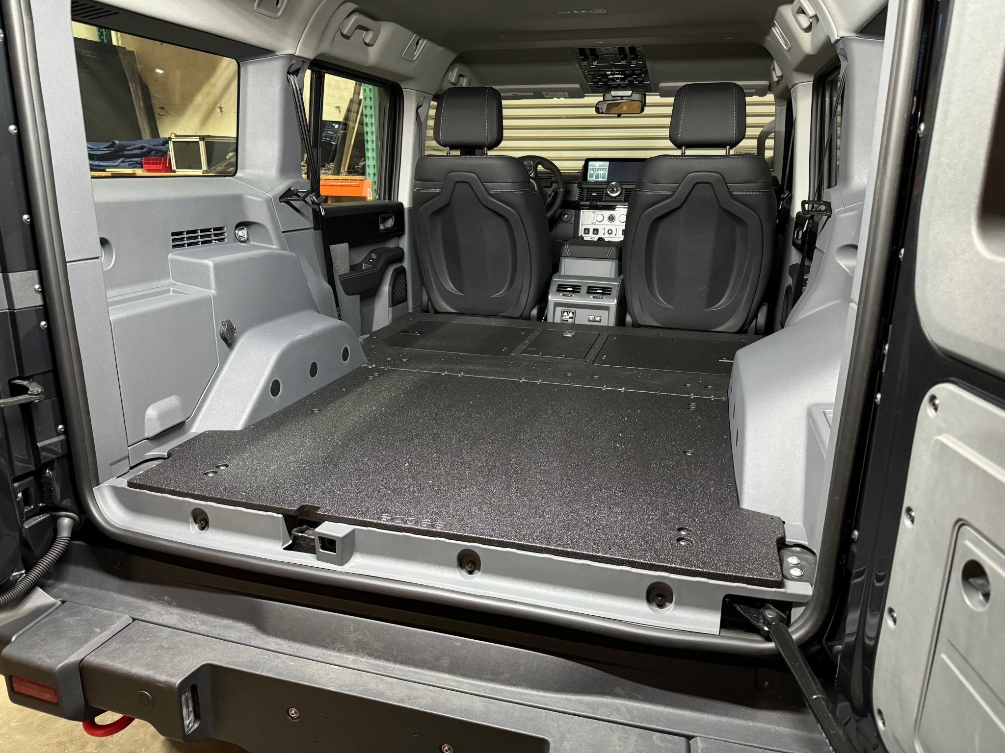 Ineos - Grenadier - 2024 - Present - 1st Gen - Explore Series - Second Row Seat Delete Plate System - Spirit of 1876 - Goose Gear
