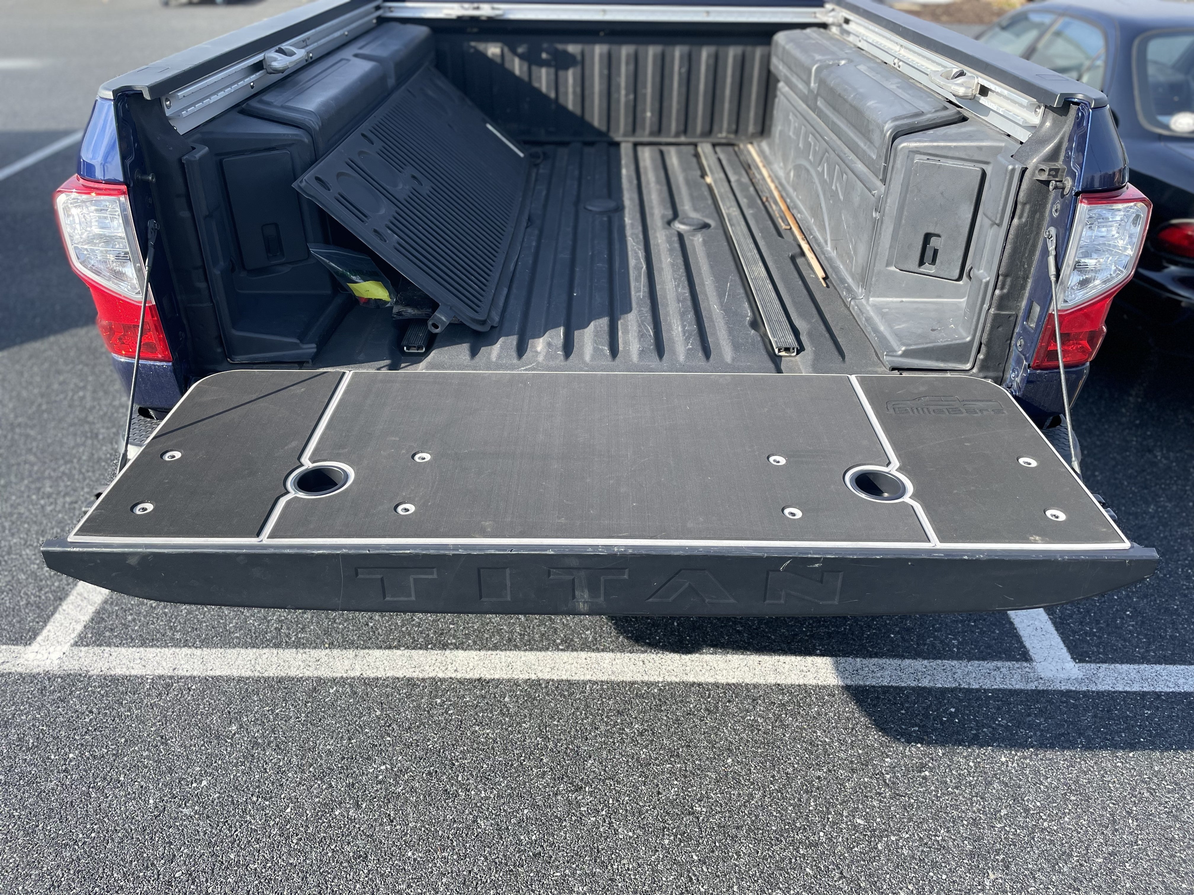 Titan Tailgate Cover (2004-2026)