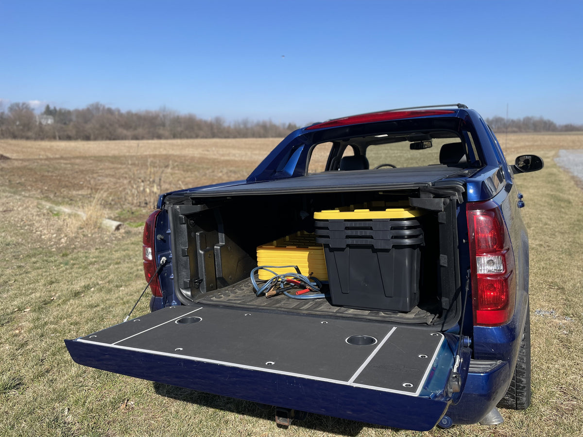Avalanche Tailgate Cover (2007+) - Spirit of 1876 - BillieBars
