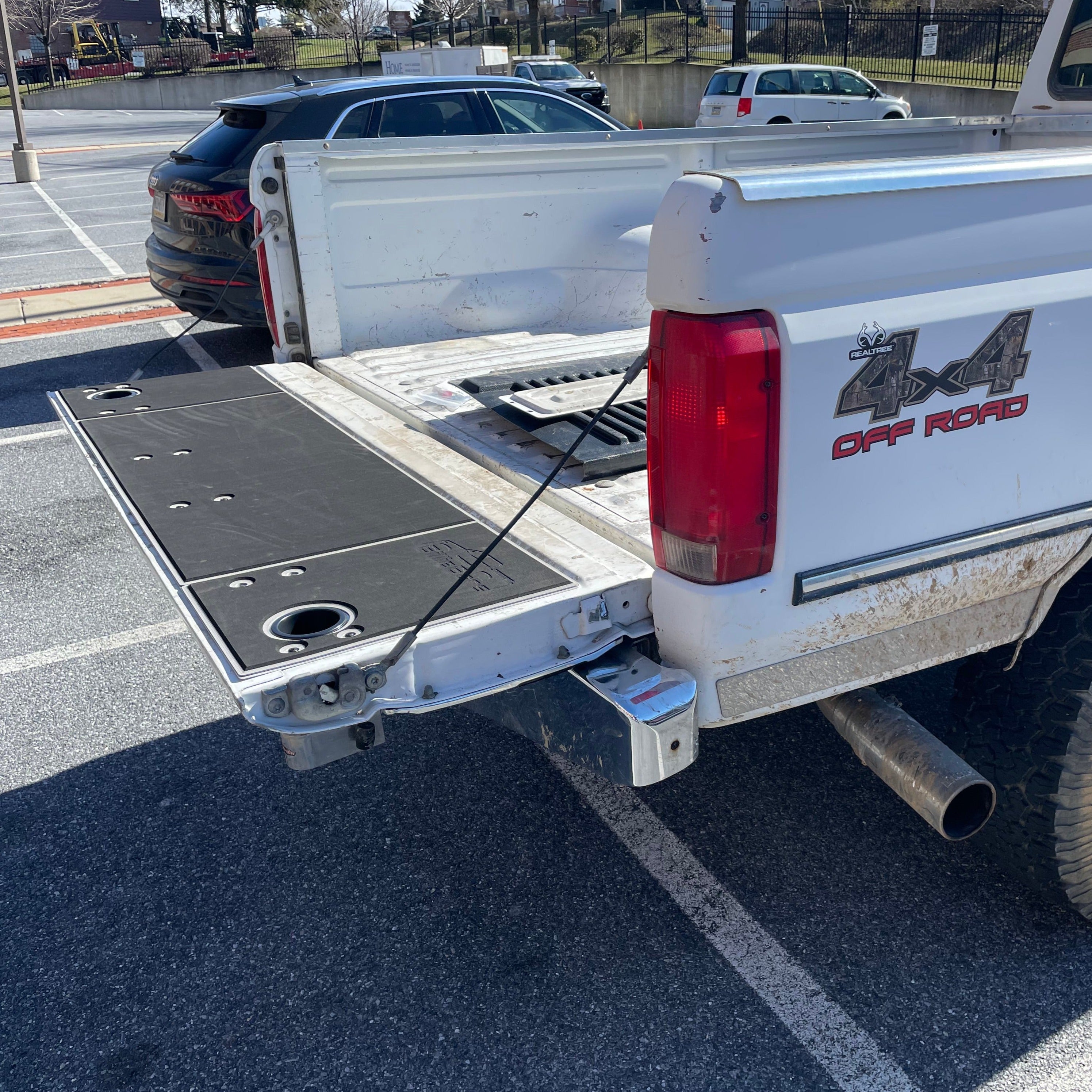 F250 F350 Tailgate Cover (1987-1996)