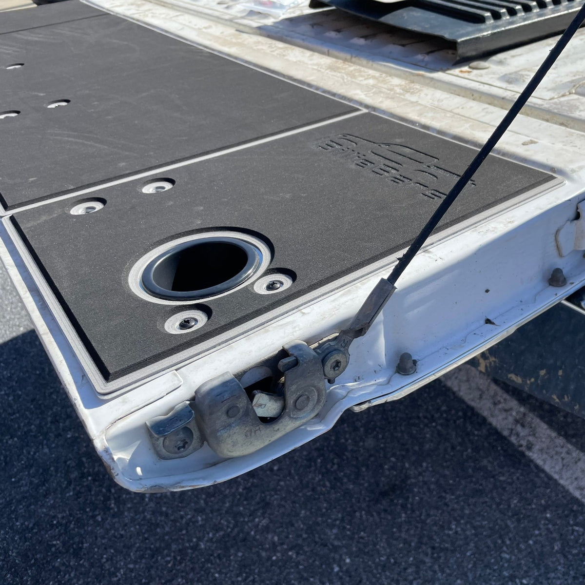 F250 F350 Tailgate Cover (1987-1996) - Spirit of 1876 - BillieBars