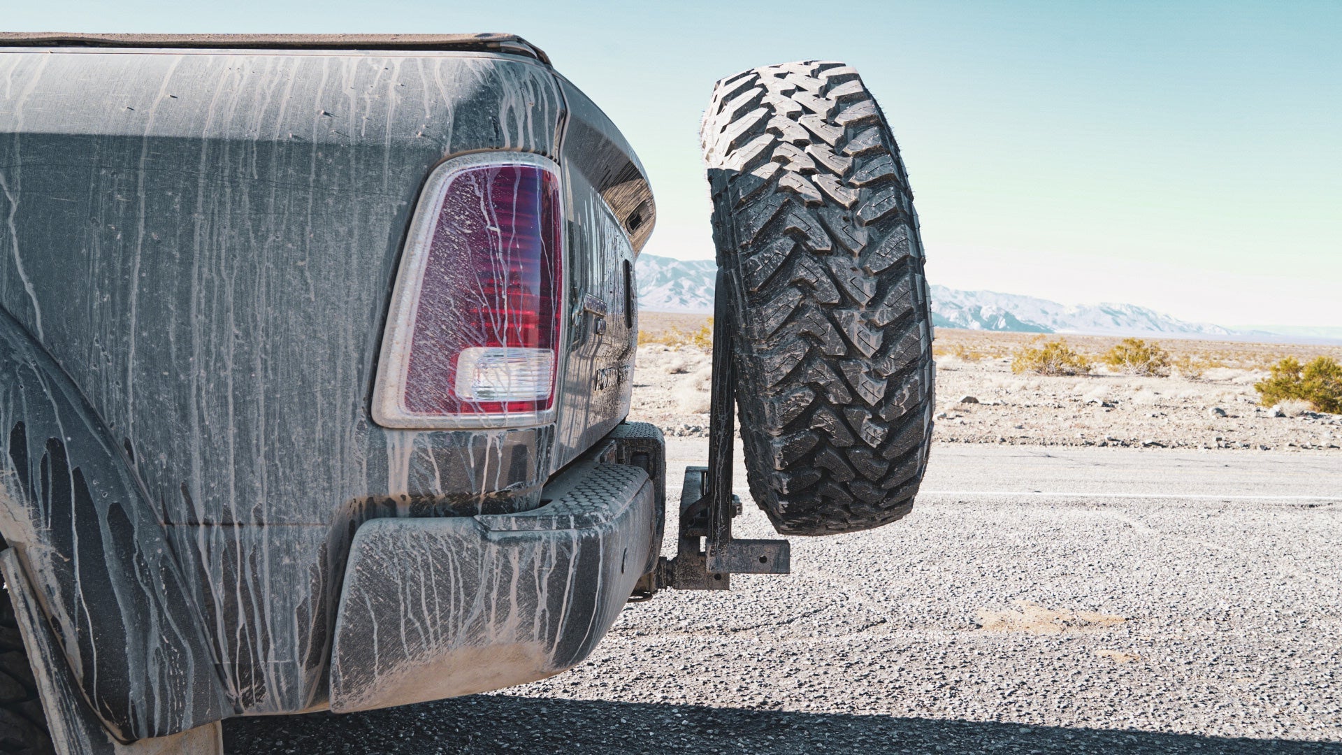 UltraSwing® Mega-Fit Spare Tire Hitch Mount | RiGd Supply - Spirit of 1876 - RIGd Supply