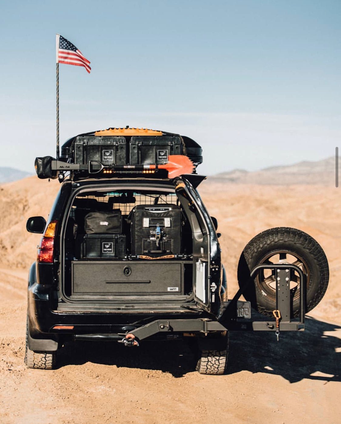 UltraSwing™ Multi-Fit Spare Tire Hitch Mount | RiGd Supply - Spirit of 1876 - RIGd Supply