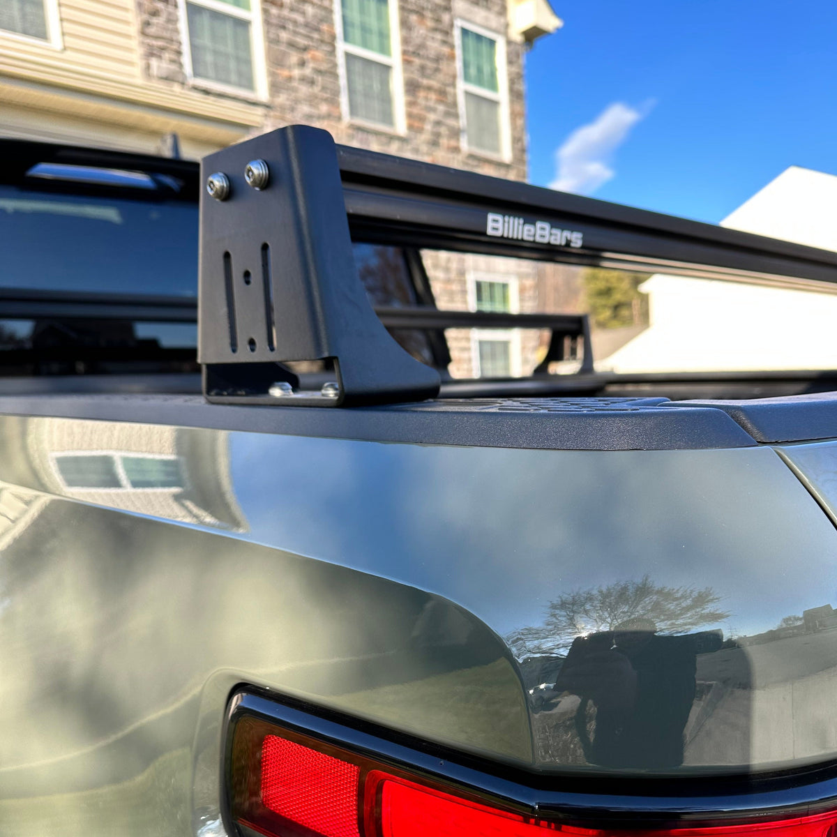 Rivian  (2022+), Low Profile Bed Rack