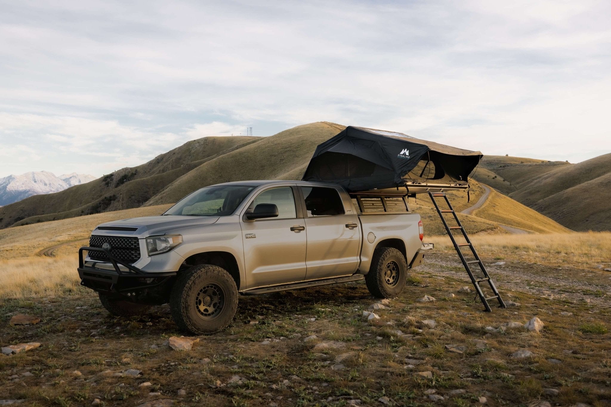 Basin Aluminum Hardshell Rooftop Tent - Spirit of 1876 - Sterling Adventure Co