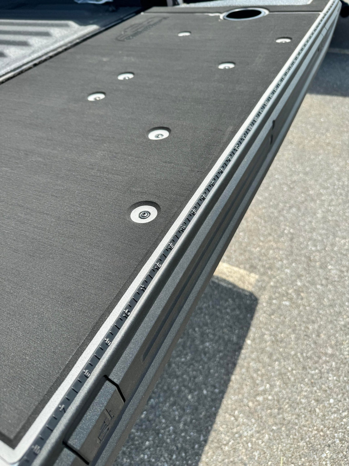 Ranger Tailgate Cover (2024+) - Spirit of 1876 - BillieBars