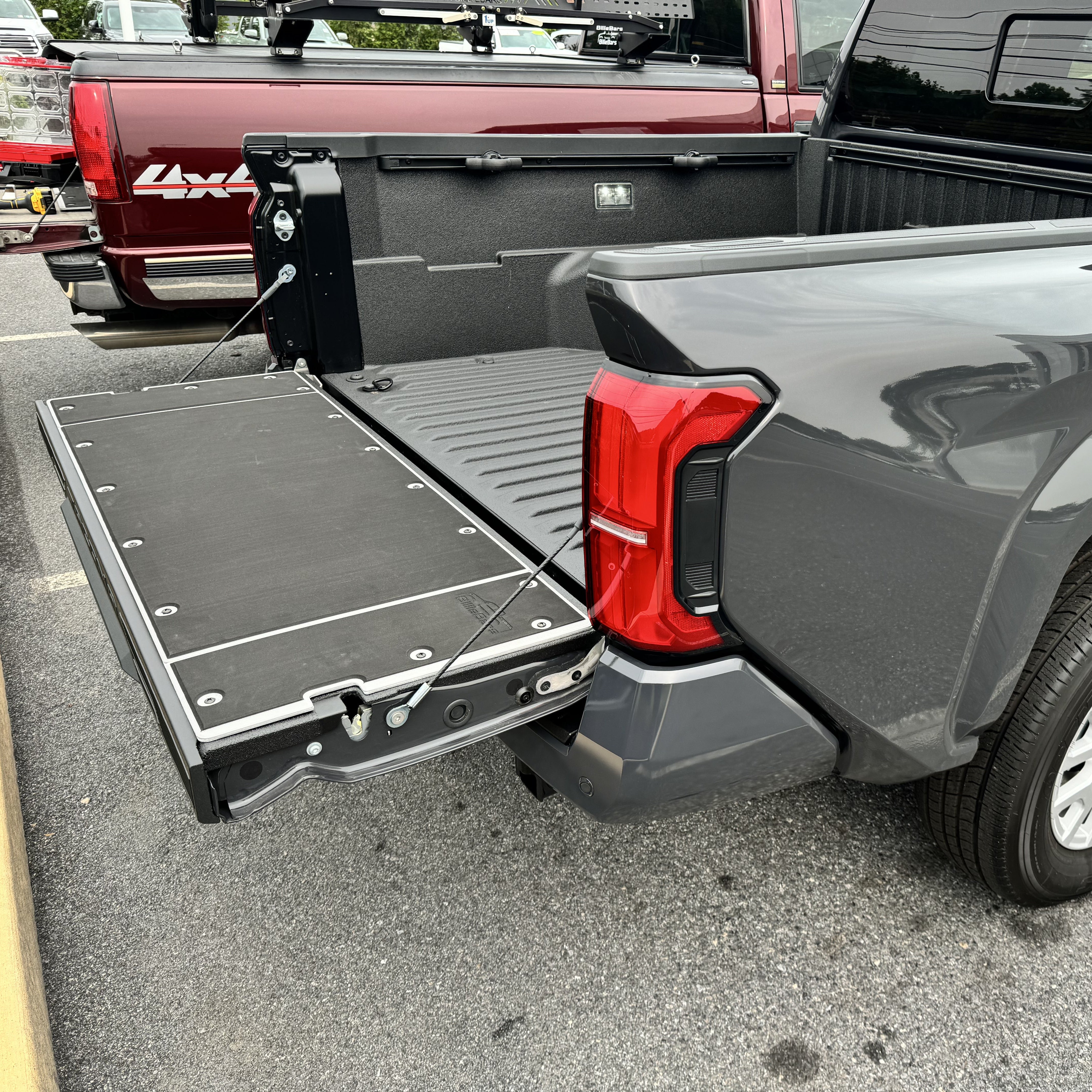 Tacoma Tailgate Cover (2024+)