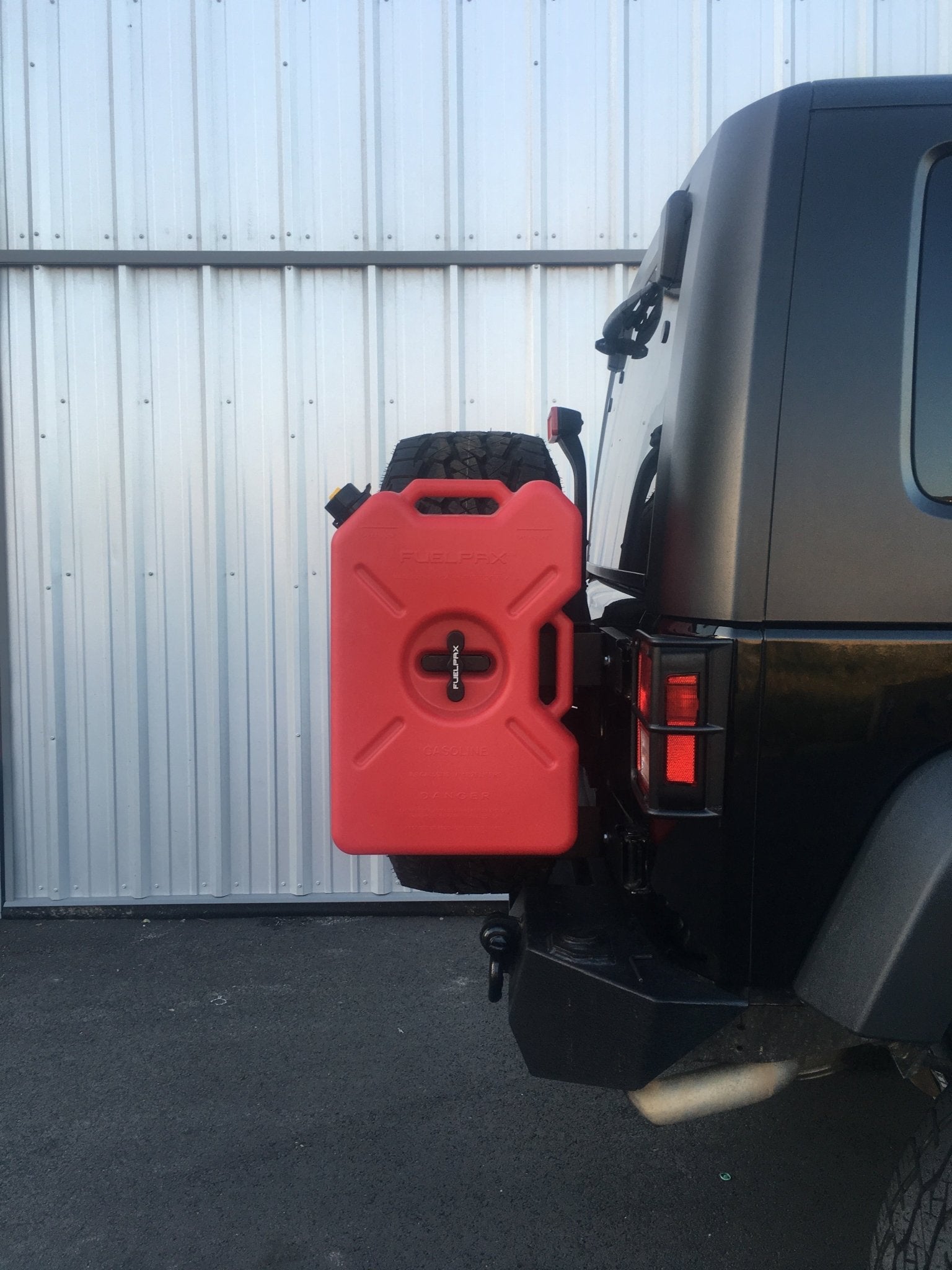 Jeep Jk Tailgate Mount - Spirit of 1876RotopaX