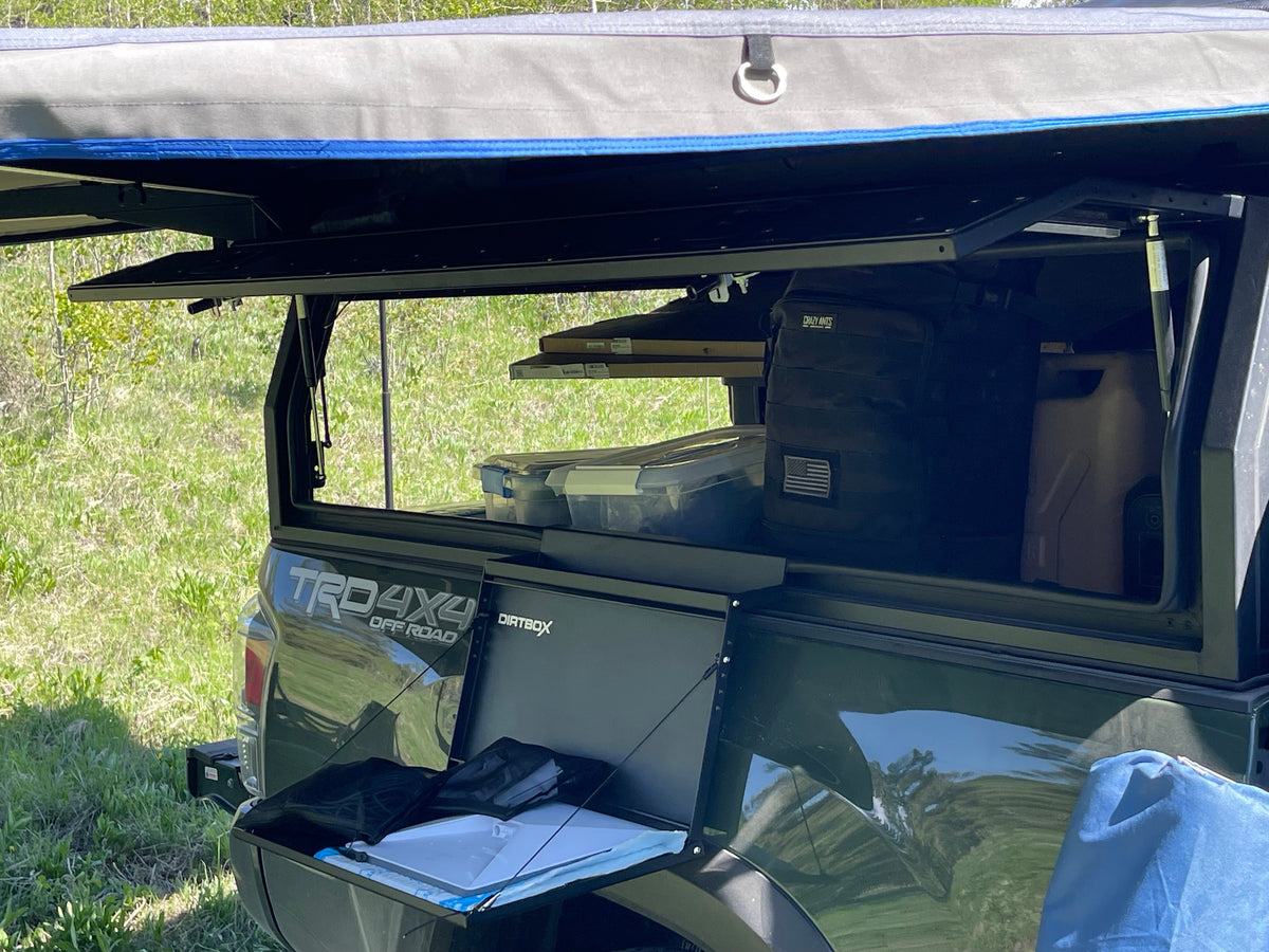 Hitch Hiker Folding Table