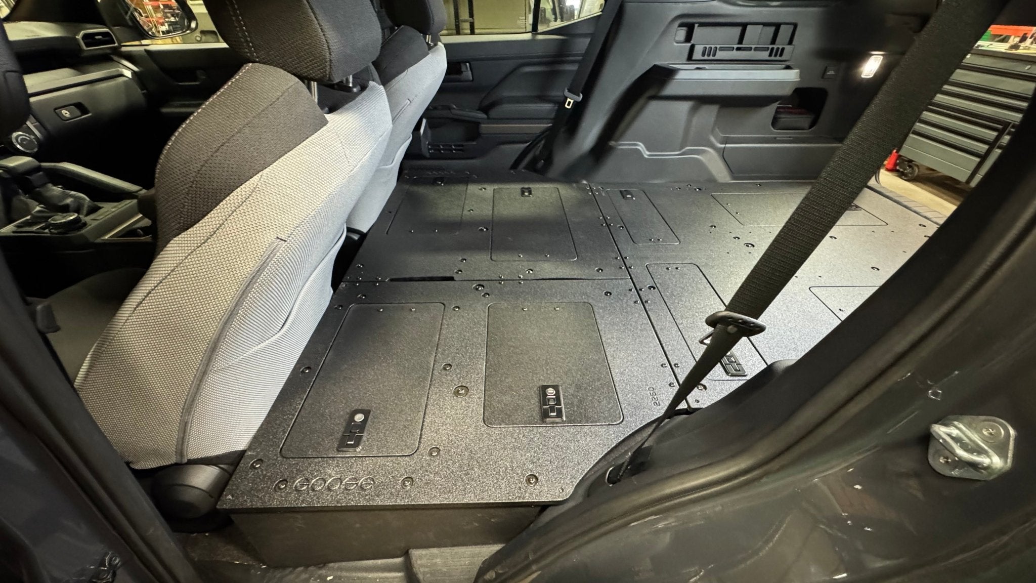 Goose Gear Toyota - 4Runner - 2025 - Present - 6th Gen - Explore Series - Seat Delete Plate System - Plate Based - Non - Hybrid - Non - Third Row Vehicles - Spirit of 1876Goose Gear