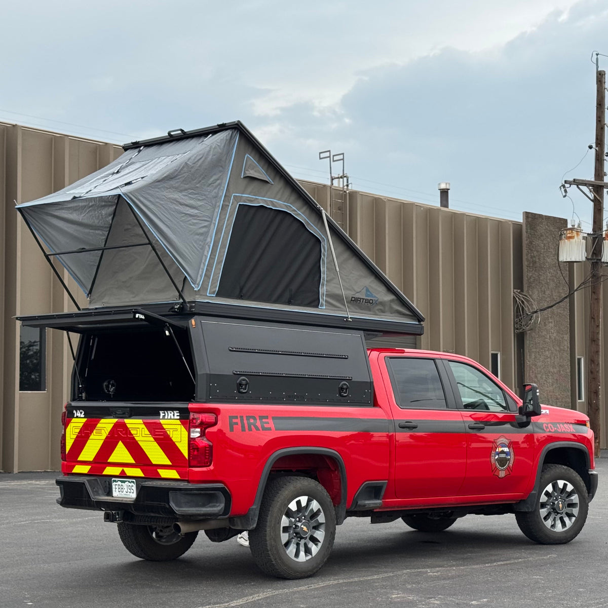 Dirtbox Canopy Camper – Modular Truck Camper Shell / Topper for Mid-Size & Full-Size Trucks (Tacoma, Rivian, Tundra, F-150, Quatermaster, Gladiator, Ram, Silverado)