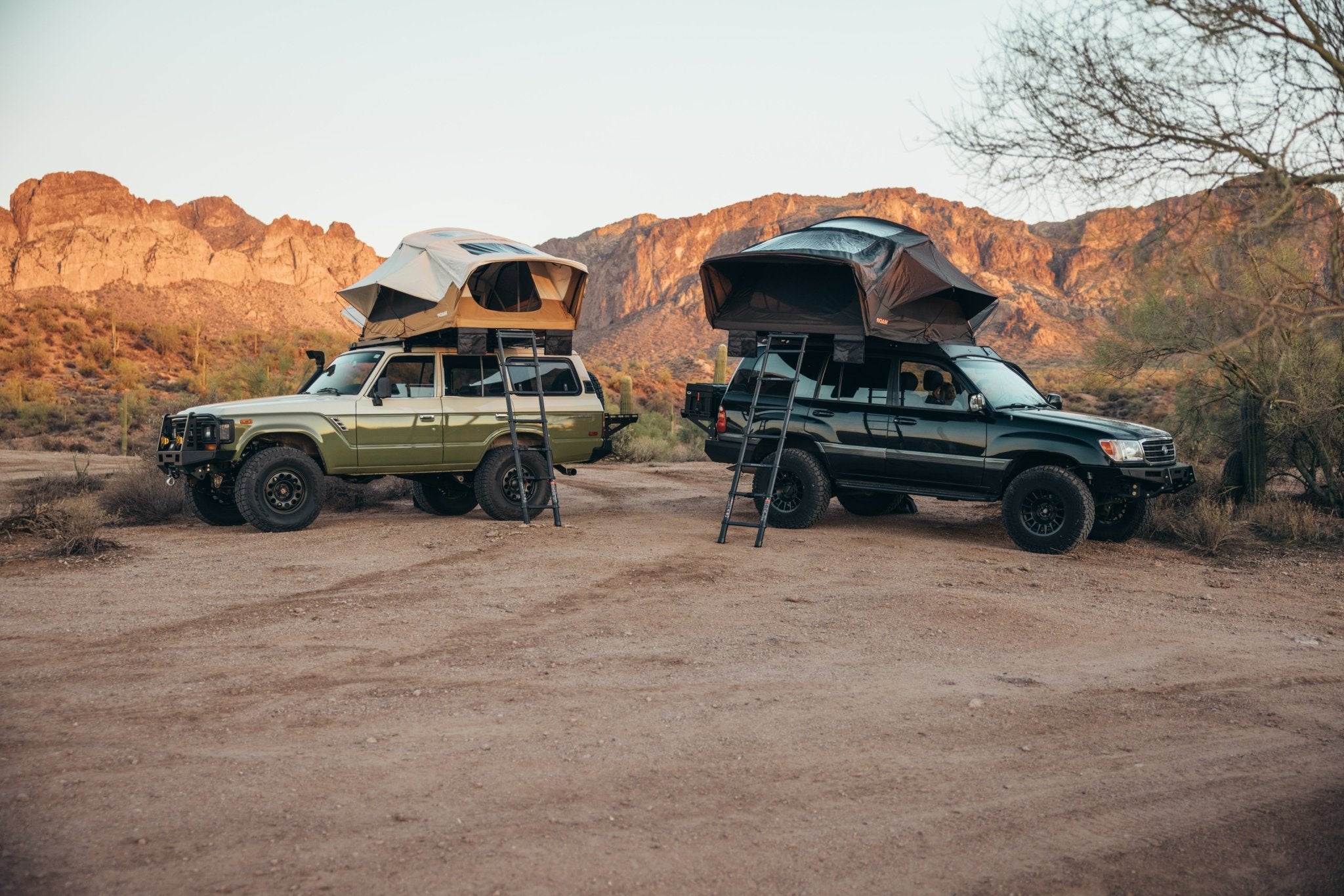 Vagabond XL 2.0 Rooftop Tent - Spirit of 1876 - ROAM Dealer Portal