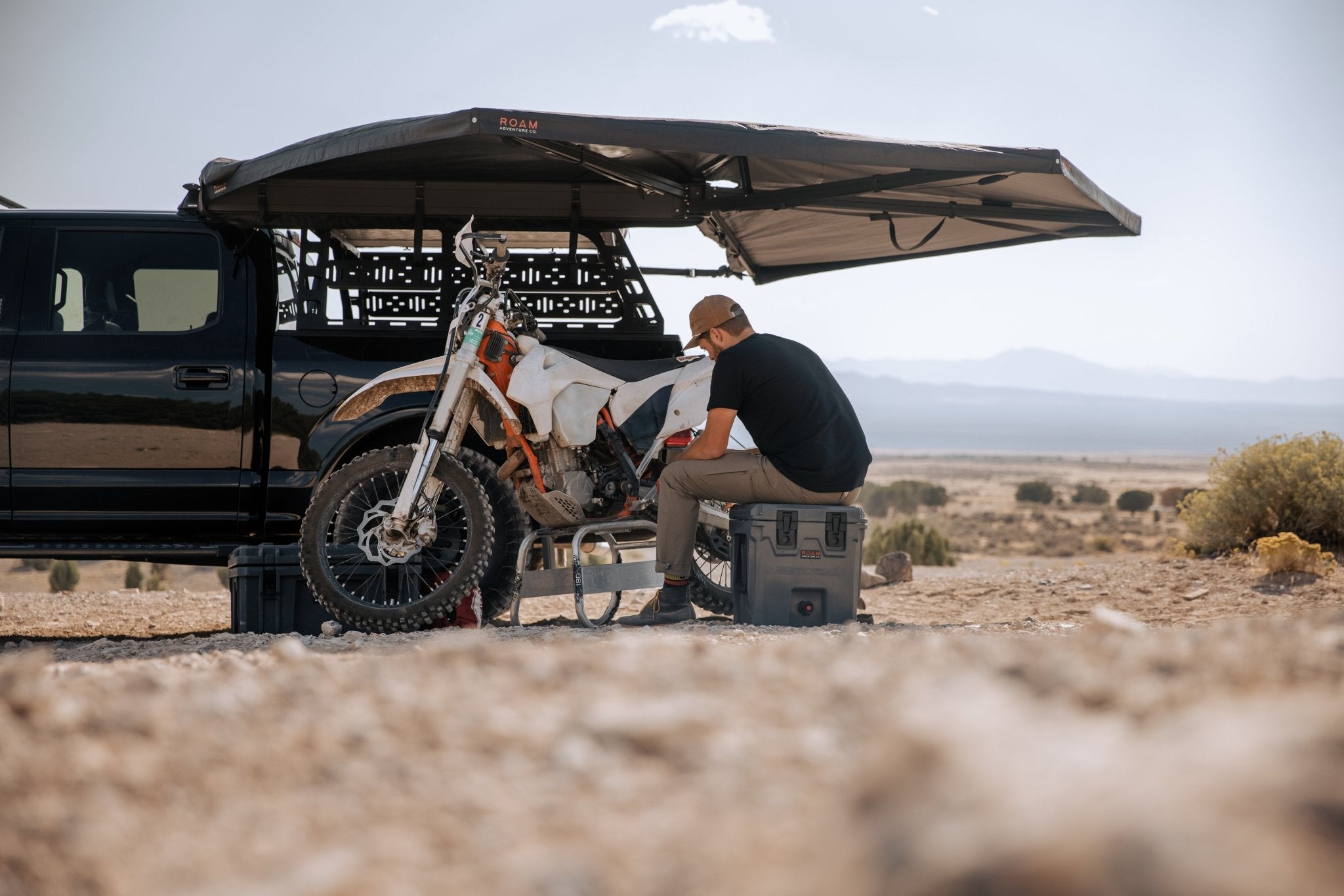 ARC 270 Awning - Spirit of 1876 - ROAM Dealer Portal
