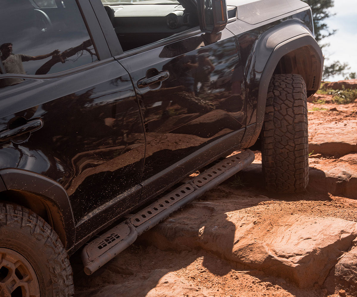 CBI GX550 Overland Kickout Rock Sliders