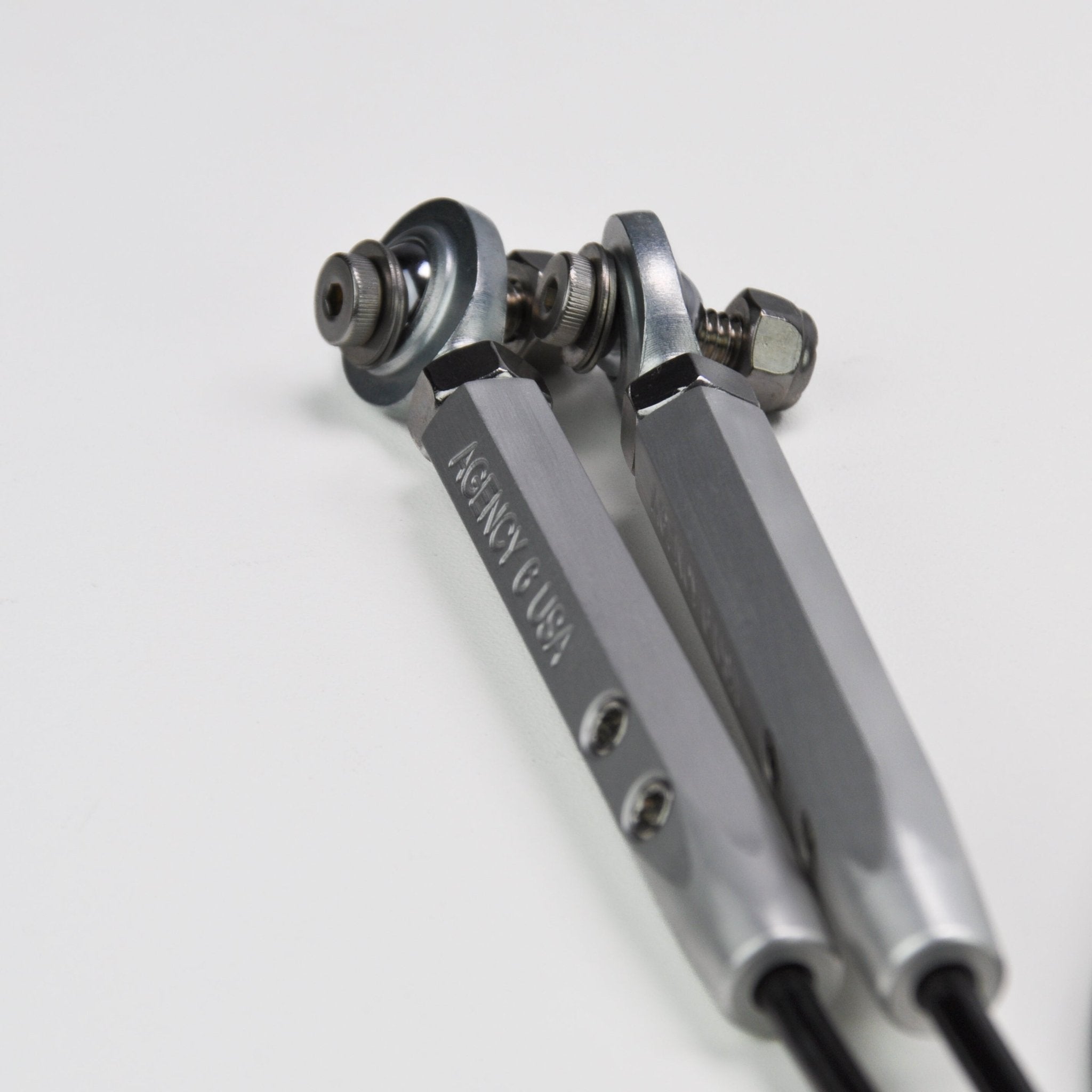 Ford Bronco Limb Riser Set - Spirit of 1876 - Agency6.com