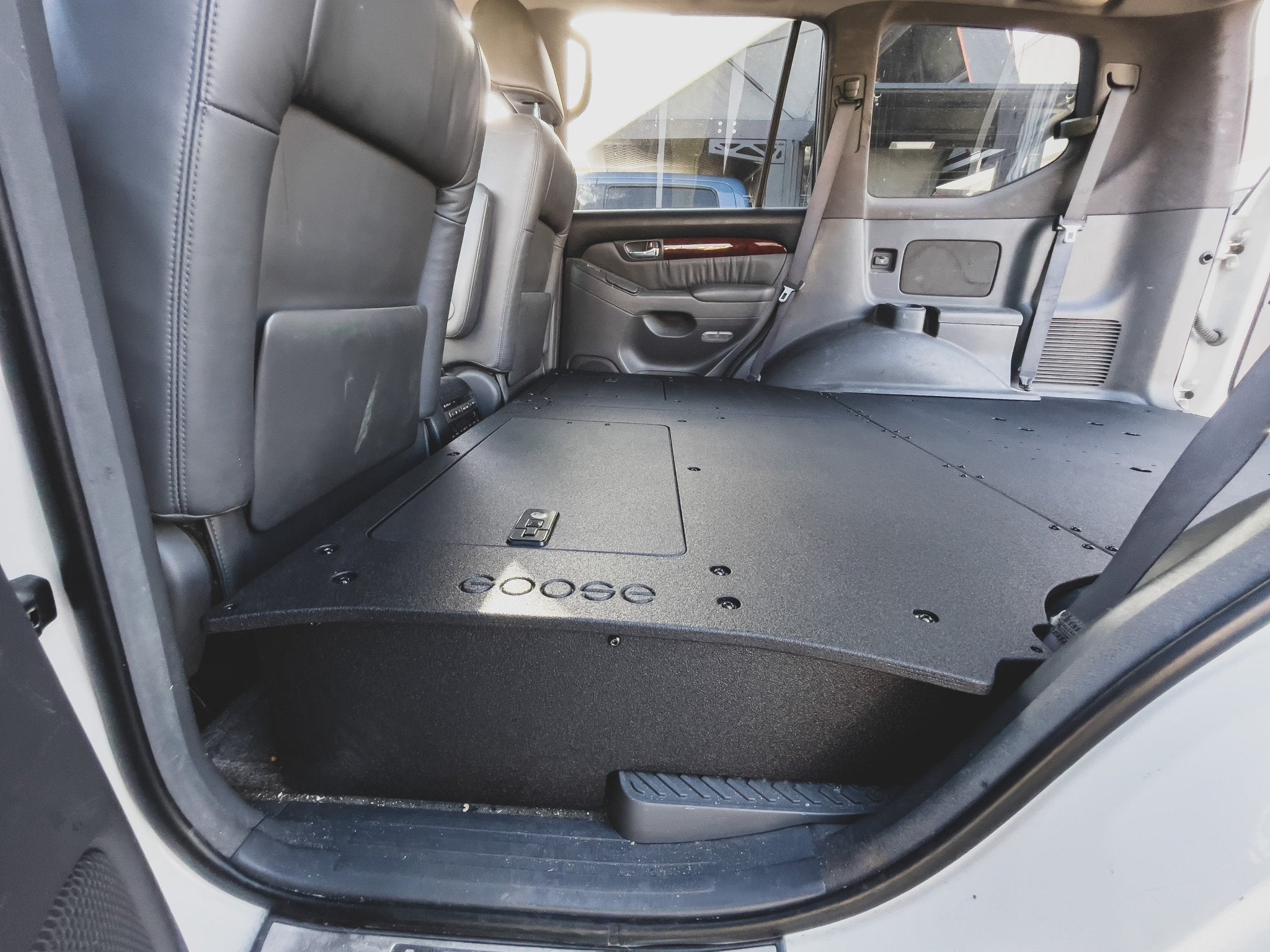 Stealth Sleep Package for Lexus GX470 2002 - 2009 - Spirit of 1876 - Goose Gear