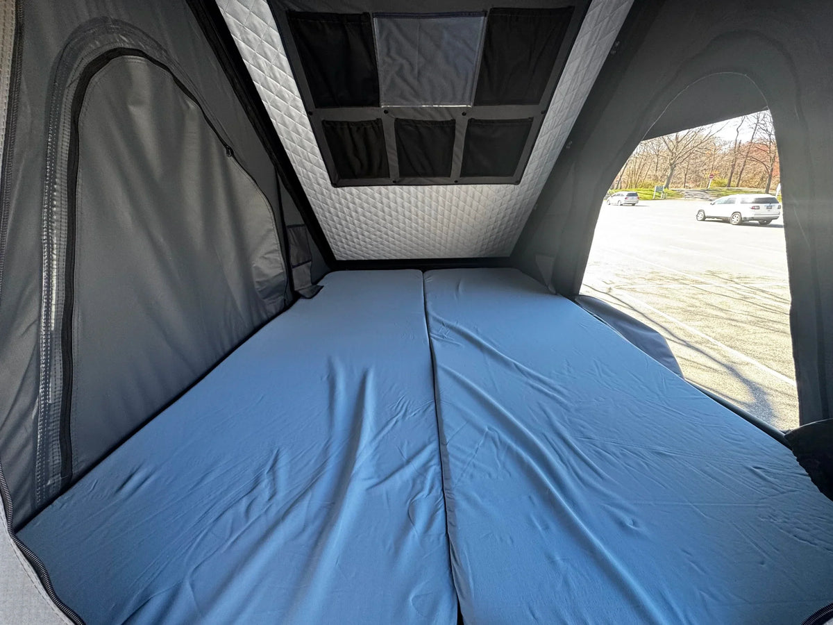 Reign Outdoor Sleep-Over Rooftop Tent