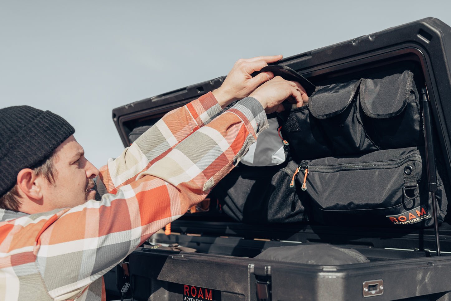 83L Lid Organizer - Spirit of 1876 - ROAM Dealer Portal