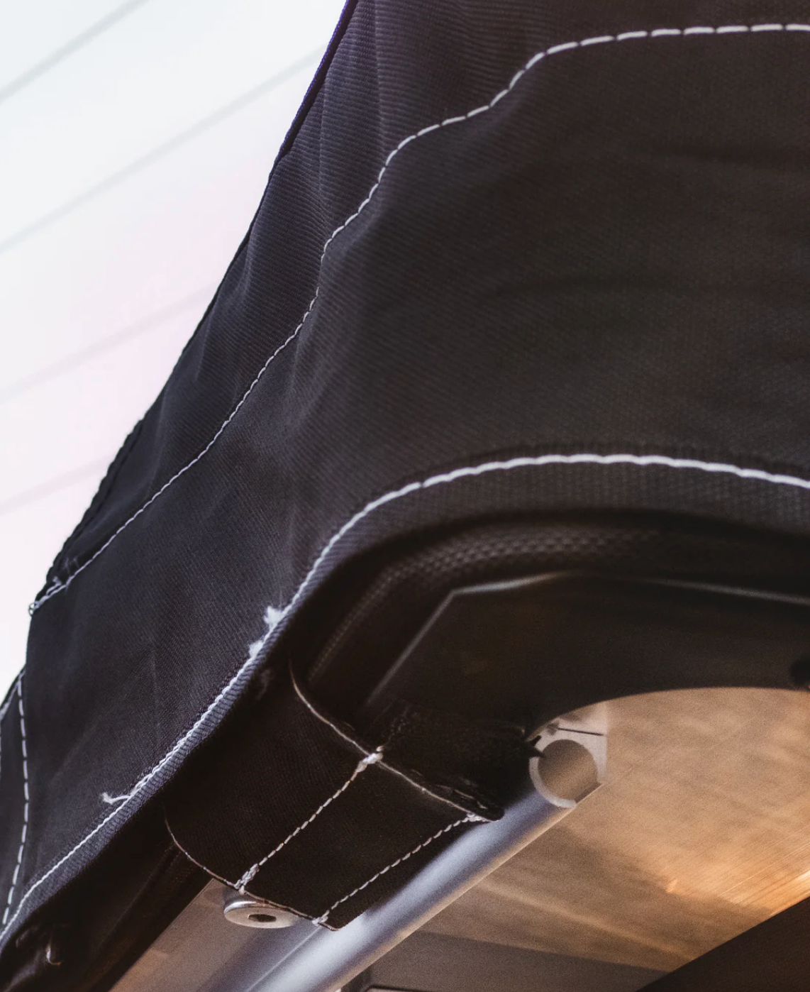 Featherlyte Outdoors Skyfloat 1 Person Rooftop Tent