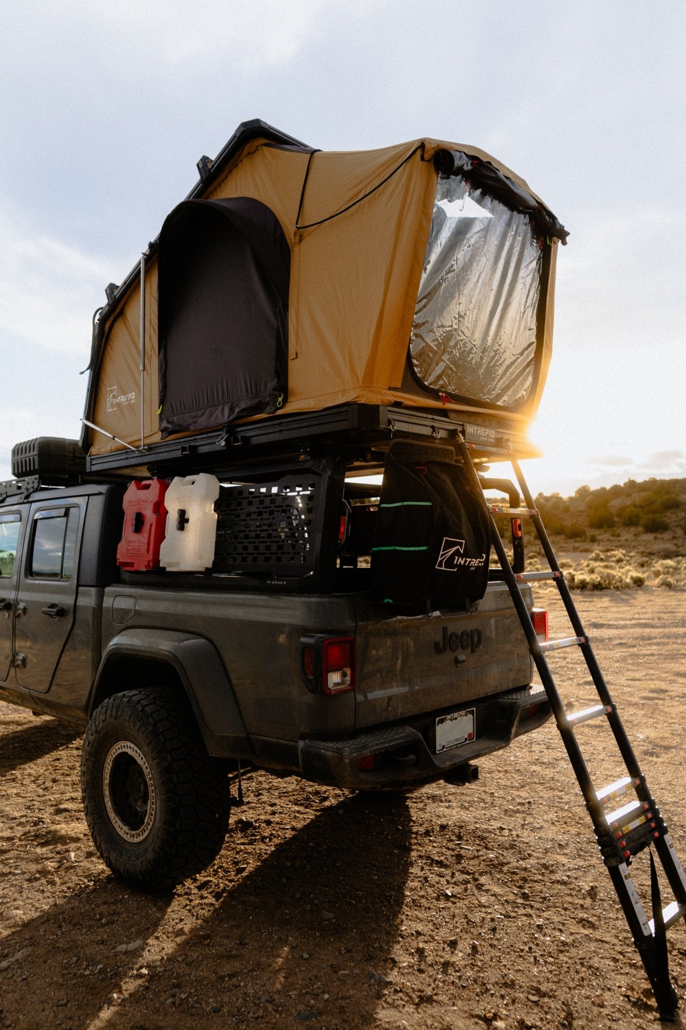 Intrepid Camp Gear Geo 2.5 Pro Rooftop Tent - Spirit of 1876Intrepid Camp Gear
