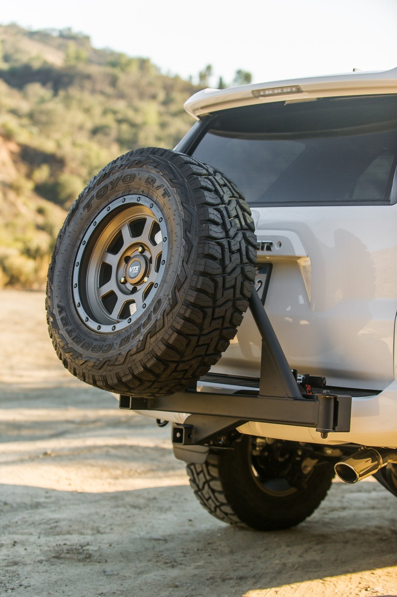 UltraSwing® Short - Fit Spare Tire Hitch Mount | RiGd Supply - Spirit of 1876RIGd Supply