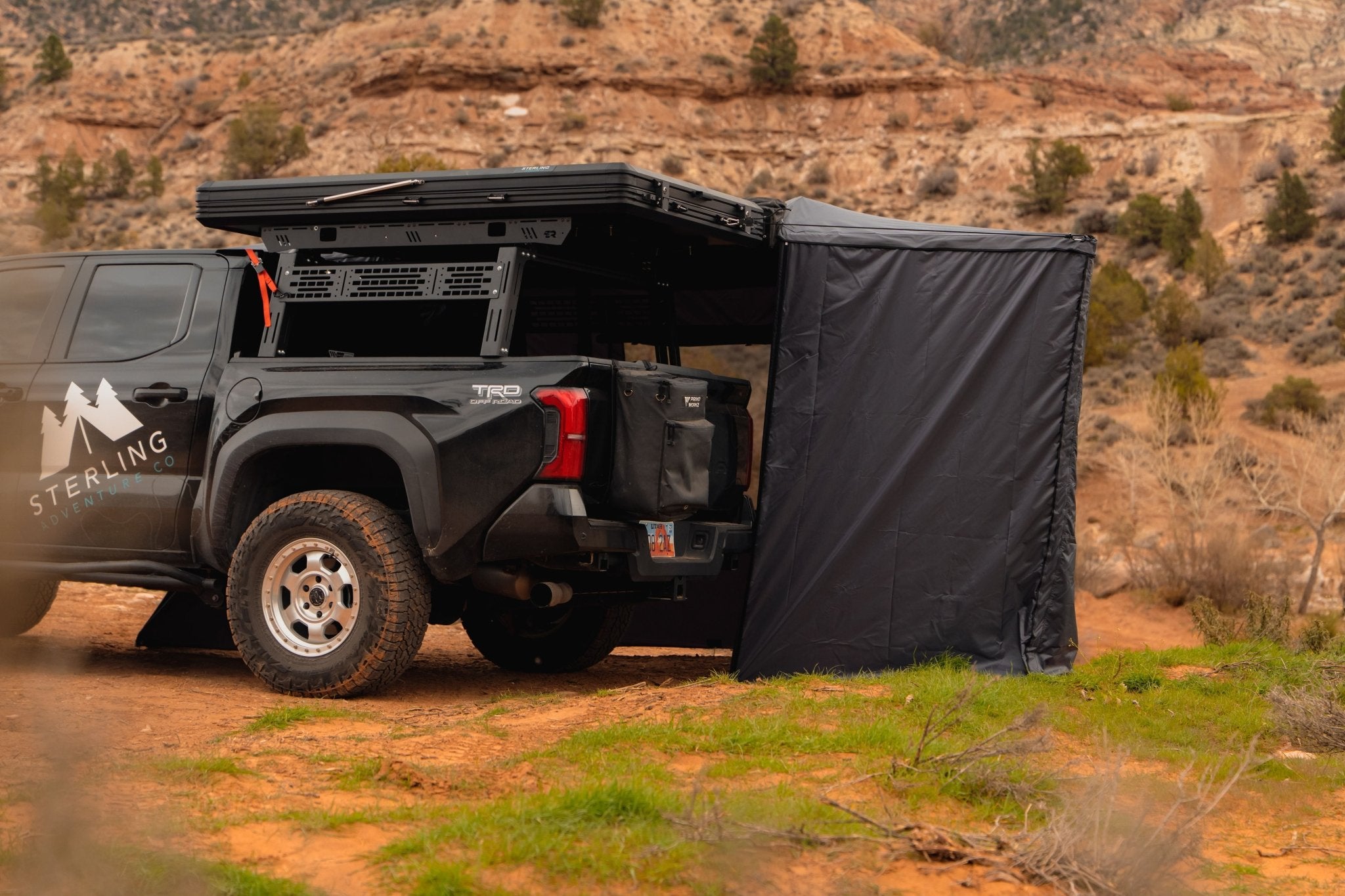 180 Degree Awning Walls - Spirit of 1876Sterling Adventure Co
