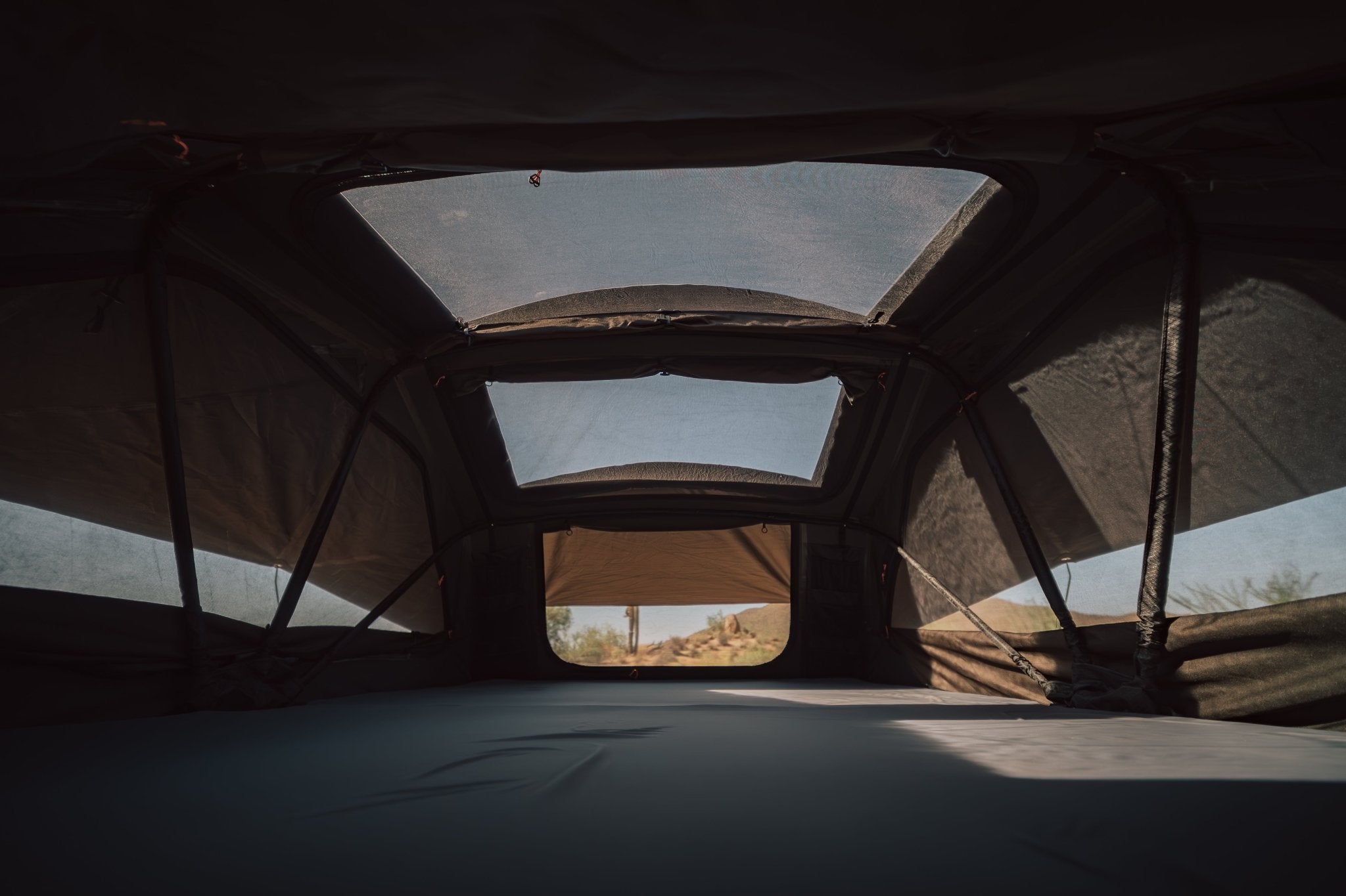 Vagabond 2.0 Rooftop Tent - Spirit of 1876 - ROAM Dealer Portal