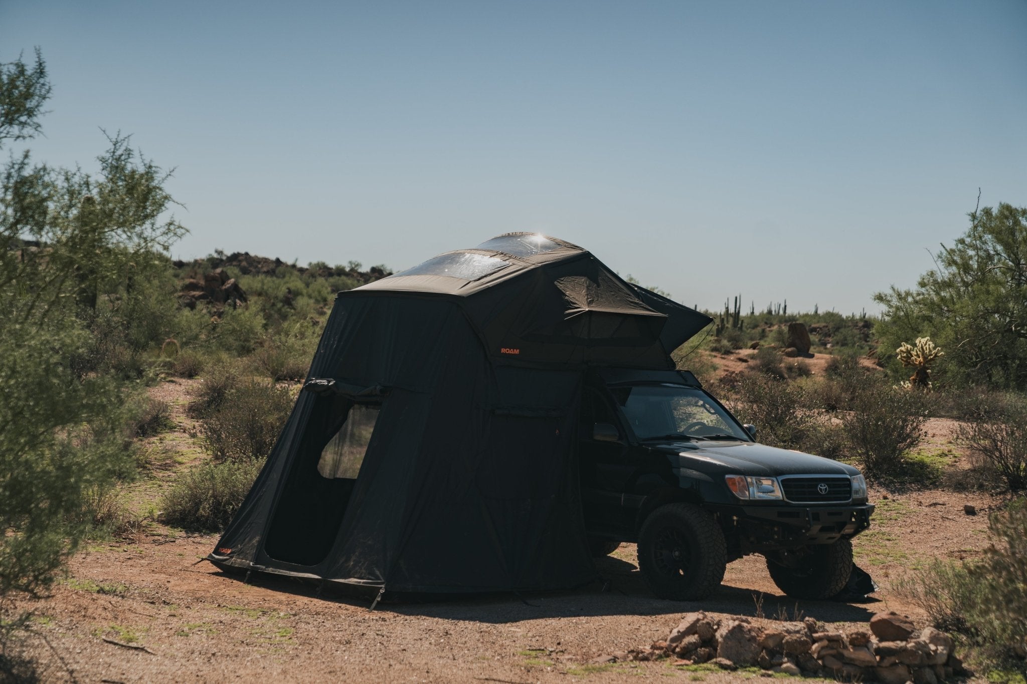 Vagabond XL 2.0 Rooftop Tent - Spirit of 1876 - ROAM Dealer Portal