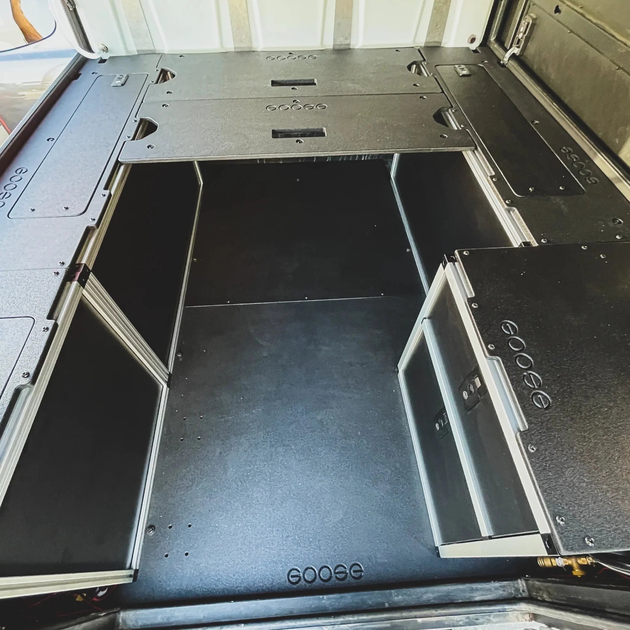 Alu - Cab Canopy Camper - Sleep Deck Panel - Utility Module to Utility Module - 6' Bed Extension Panel - Spirit of 1876 - Goose Gear