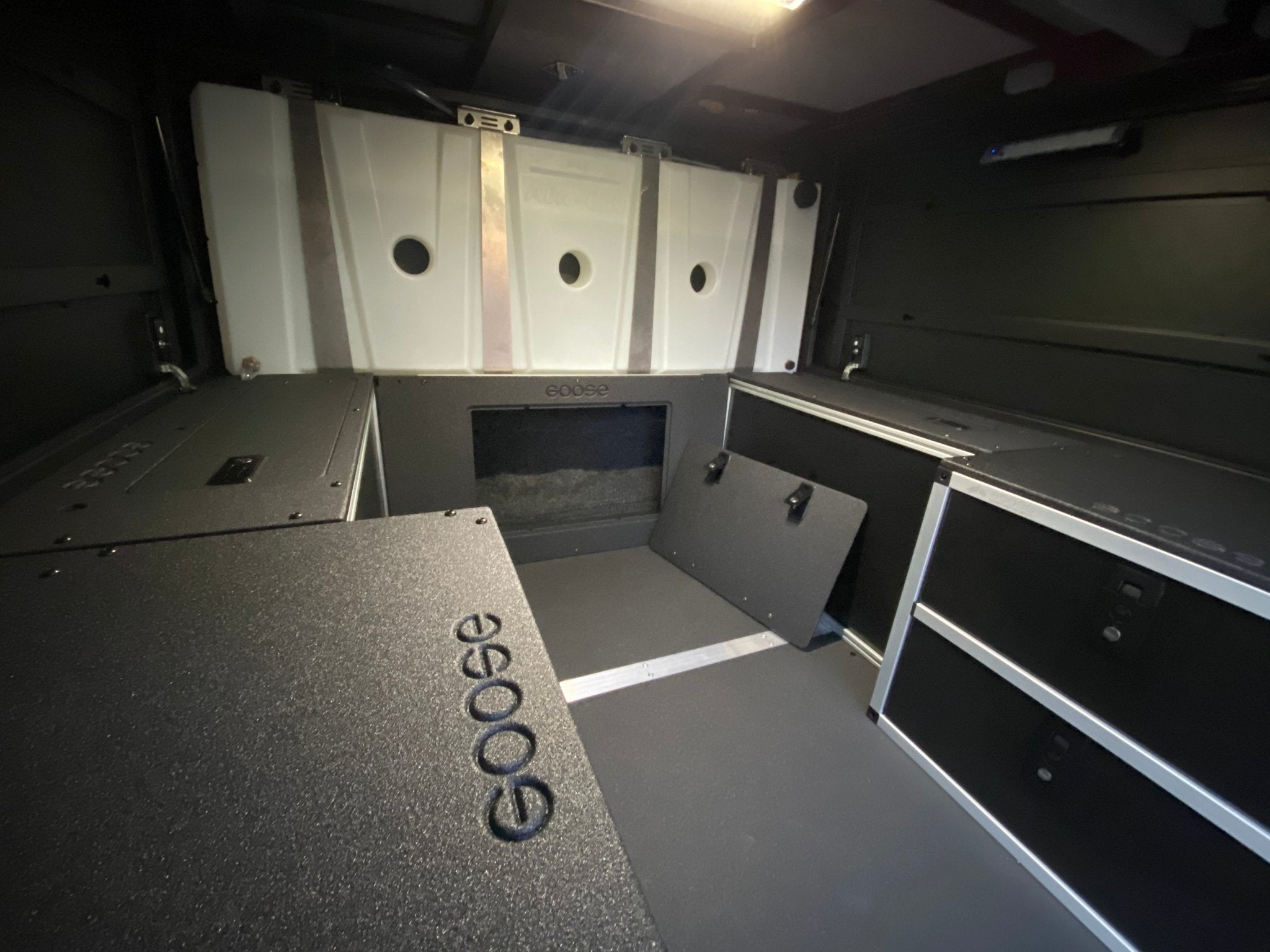 Alu - Cab Canopy Camper - Toyota Tacoma 2005 - Present 2nd & 3rd Gen. - Lower Bulkhead Panel - Spirit of 1876 - Goose Gear