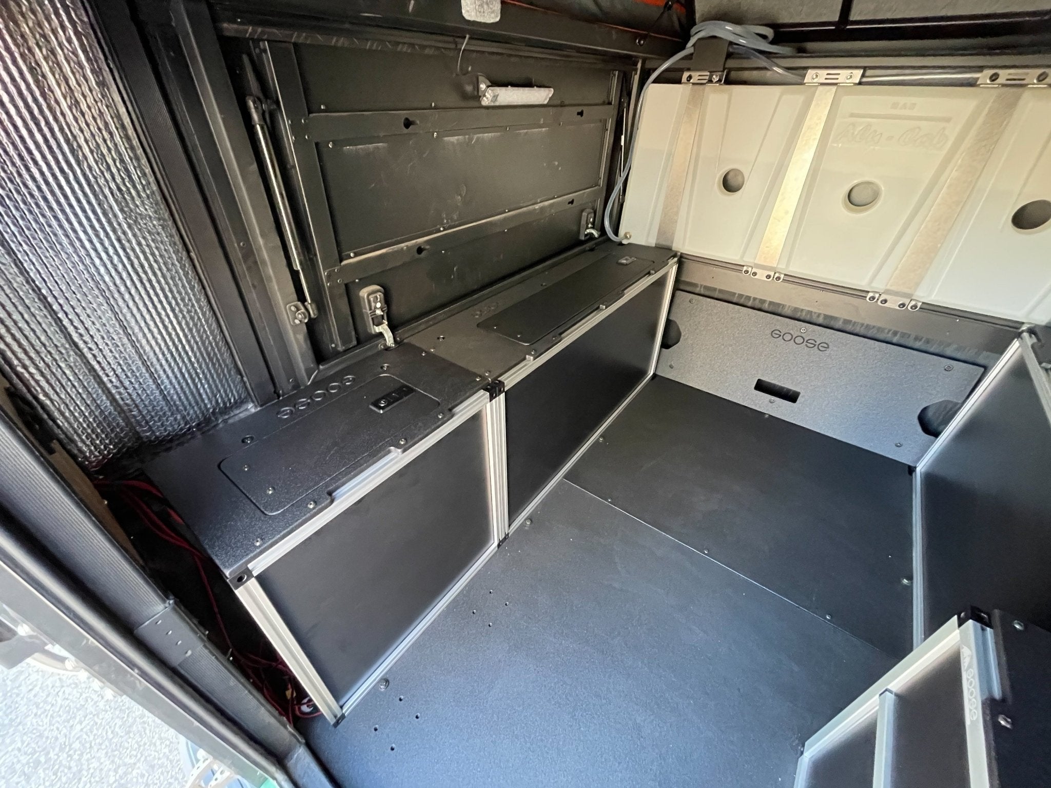Alu - Cab Canopy Camper V2 - Toyota Tacoma 2005 - 2023 2nd & 3rd Gen. - Front Utility Module - 6' Bed - Spirit of 1876 - Goose Gear