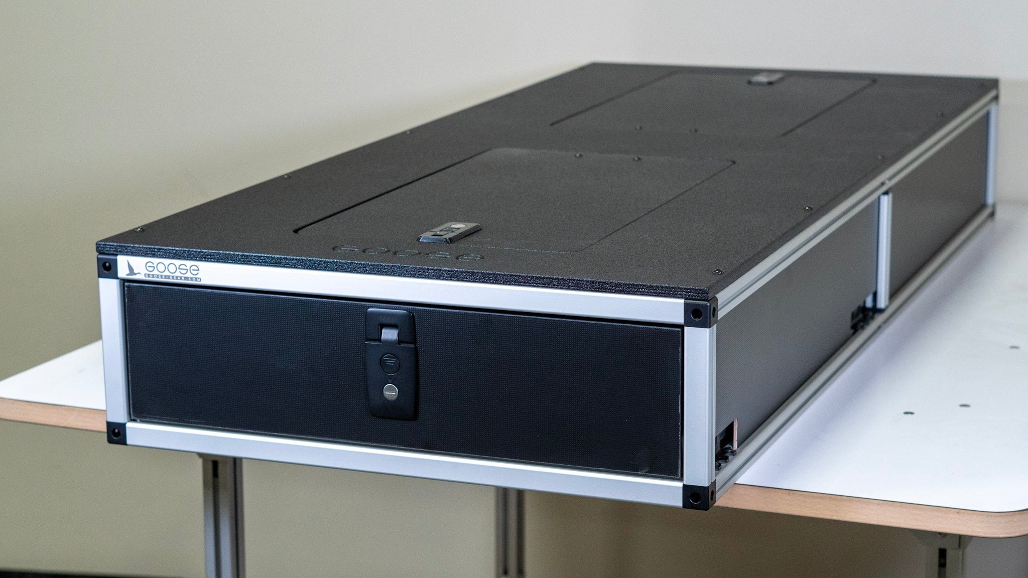 Ford Excursion 2000 - 2006 1st Gen. - Single Drawer Module - 25 3/4" Wide x 8" High x 59" Depth - Spirit of 1876 - Goose Gear