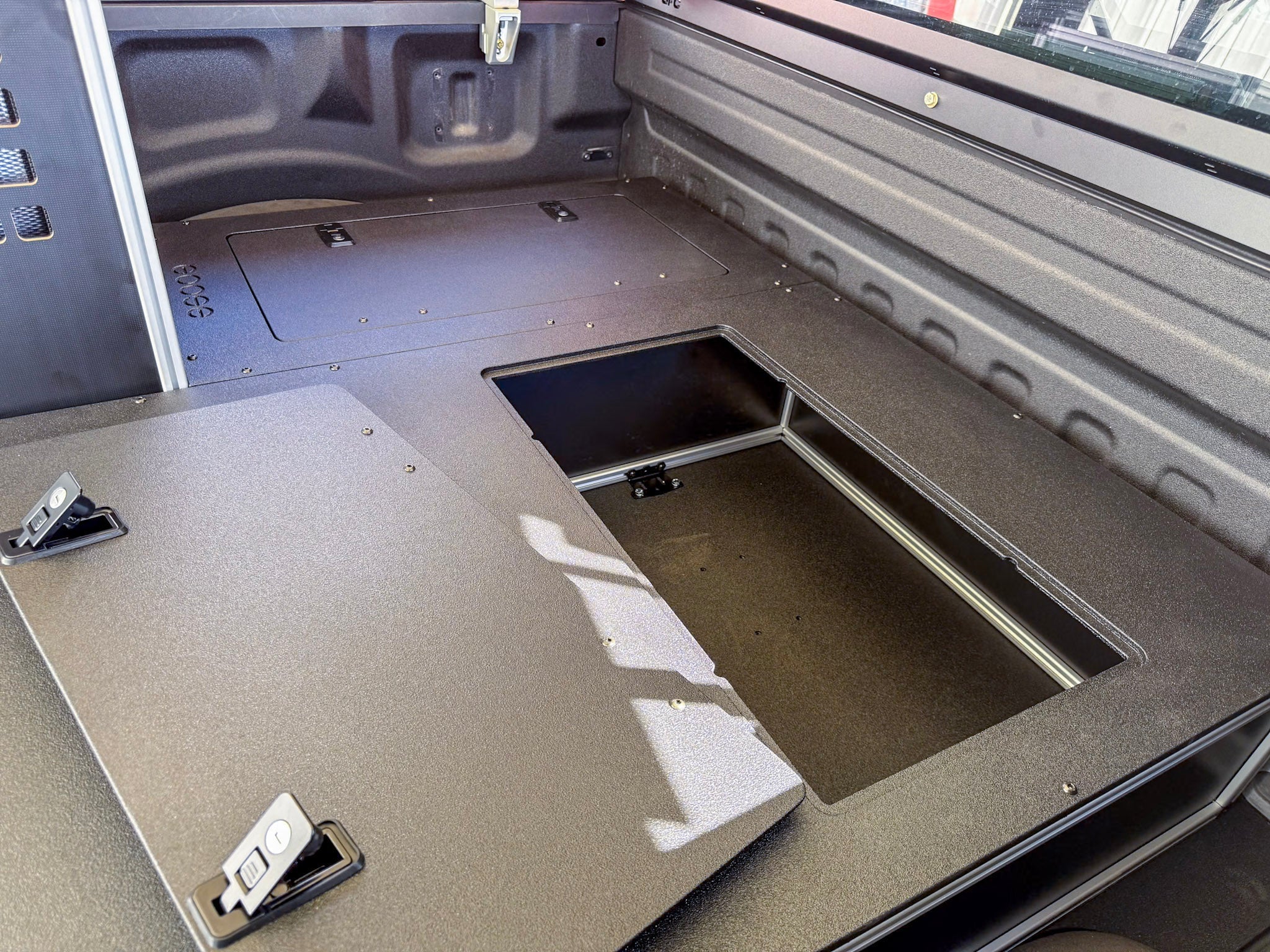 Ford F150 Raptor 2015 - 2020 2nd Gen. SuperCrew - Truck Bed Sleep Deck Drawer with Cubbie - Spirit of 1876Goose Gear