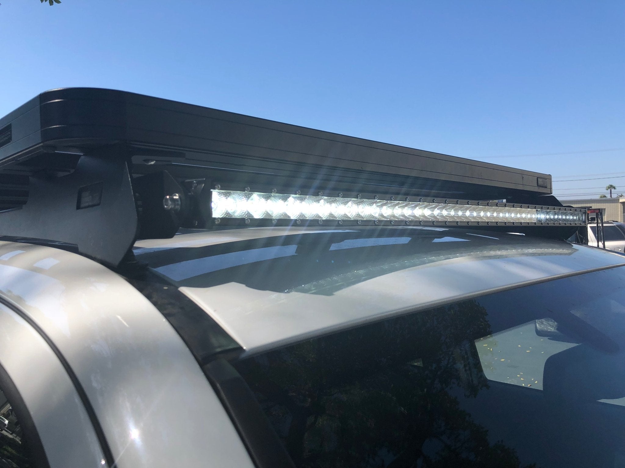 Front Runner Slimline Roof Rack LED Bar Brackets Kit - Spirit of 1876Dealers of Cali Raised LED