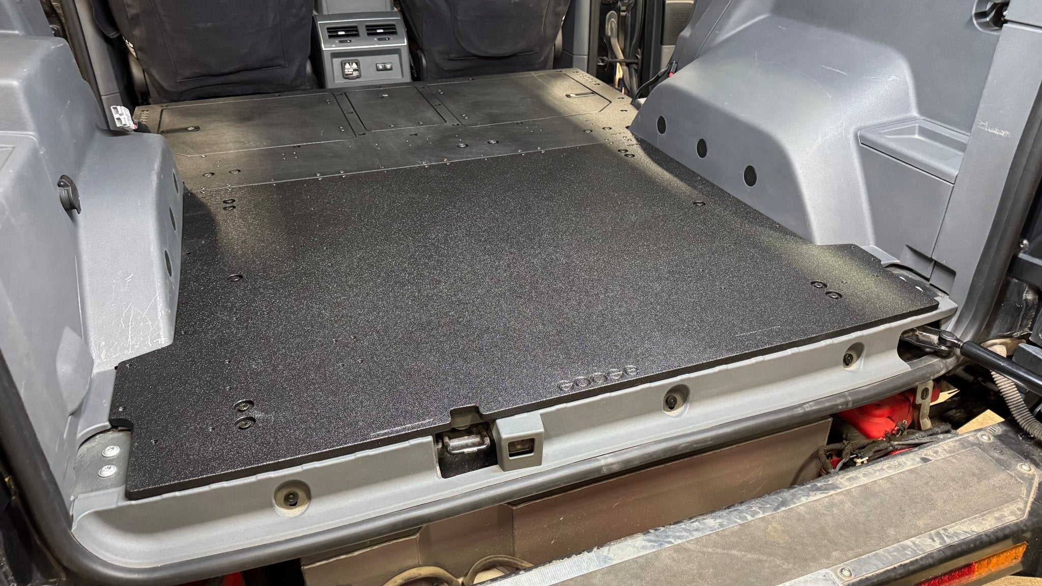 Ineos - Grenadier - 2024-Present - 1st Gen - Venture Series - RCI Rear Plate System