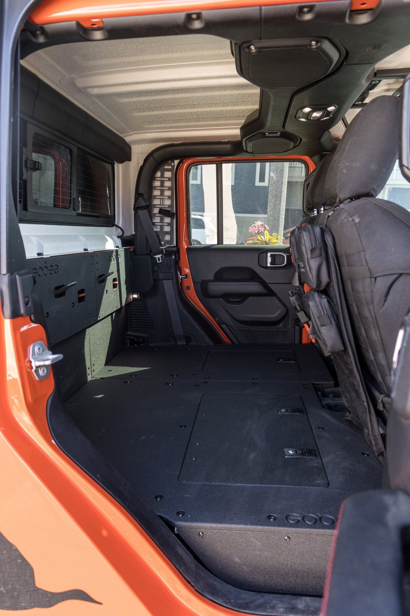 Jeep Gladiator 2019 - Present JT 4 Door - Back Wall - Spirit of 1876 - Goose Gear