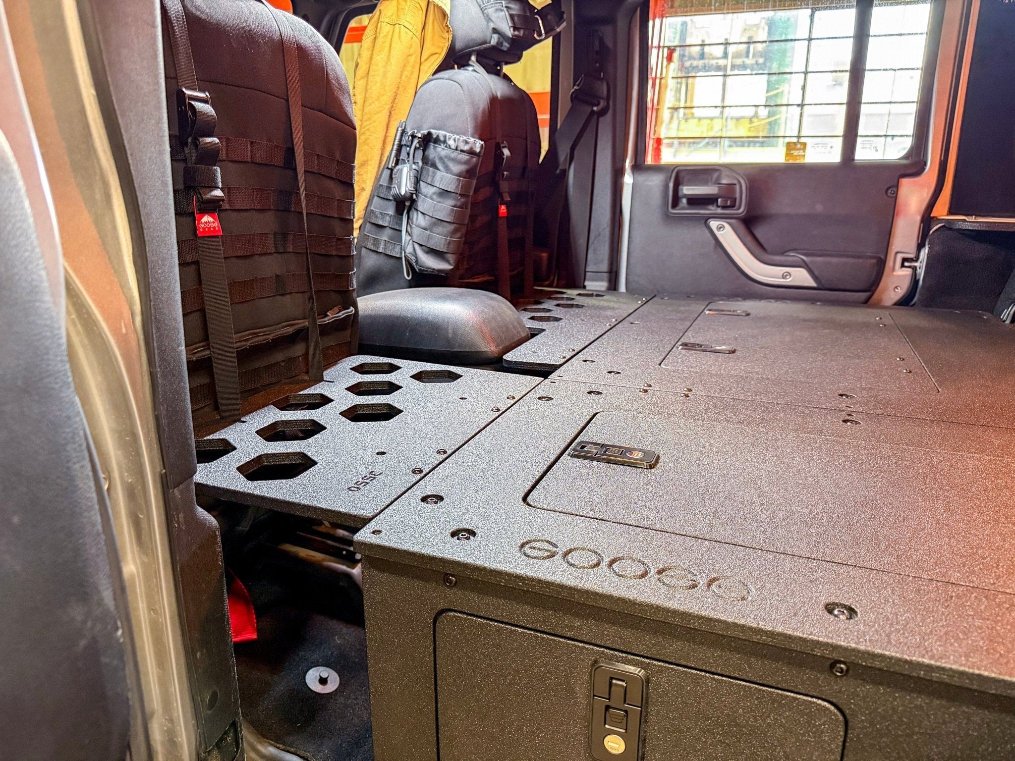 Jeep - Wrangler - 2007 - 2018 - JKU - 4 Door - Explore Series - Seat Delete Plate System - Second Row - Module Based - 8" Module - Spirit of 1876Goose Gear