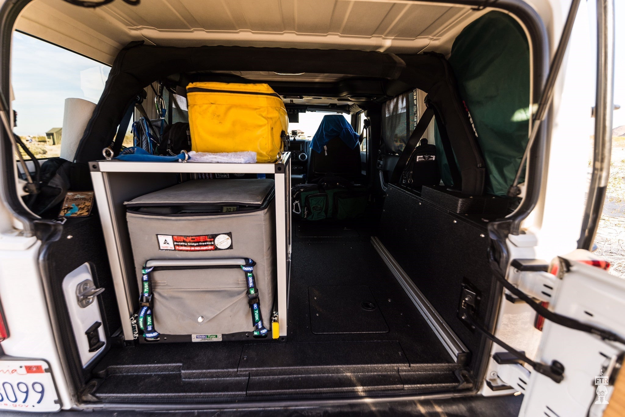 Legacy Product - Jeep Wrangler 2007 - 2018 JKU 4 Door - Second Row Seat Delete Plate System - Spirit of 1876 - Goose Gear