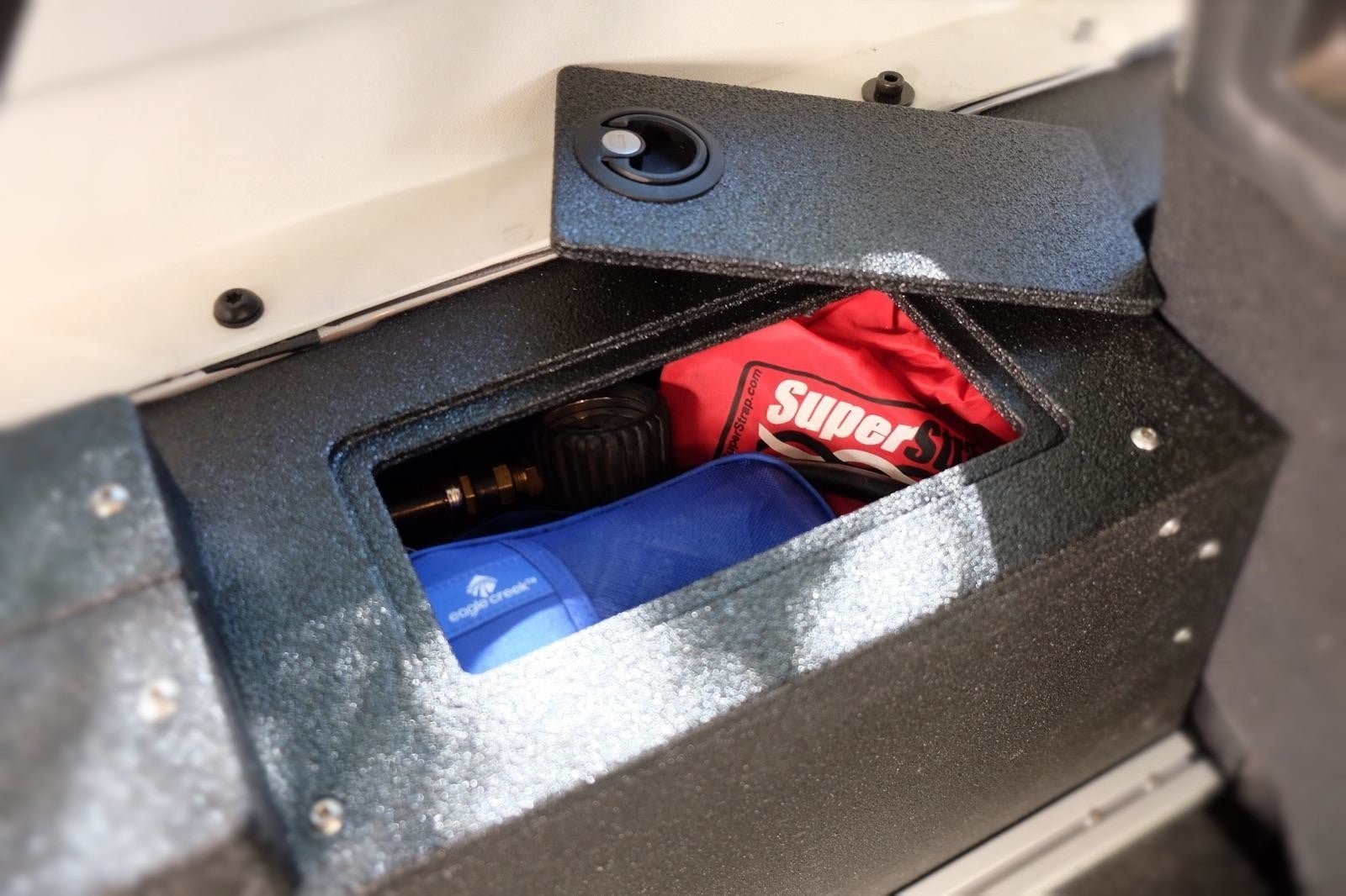 Jeep Wrangler 2007 - 2018 JKU 4 Door - Side Cubbies - Spirit of 1876 - Goose Gear