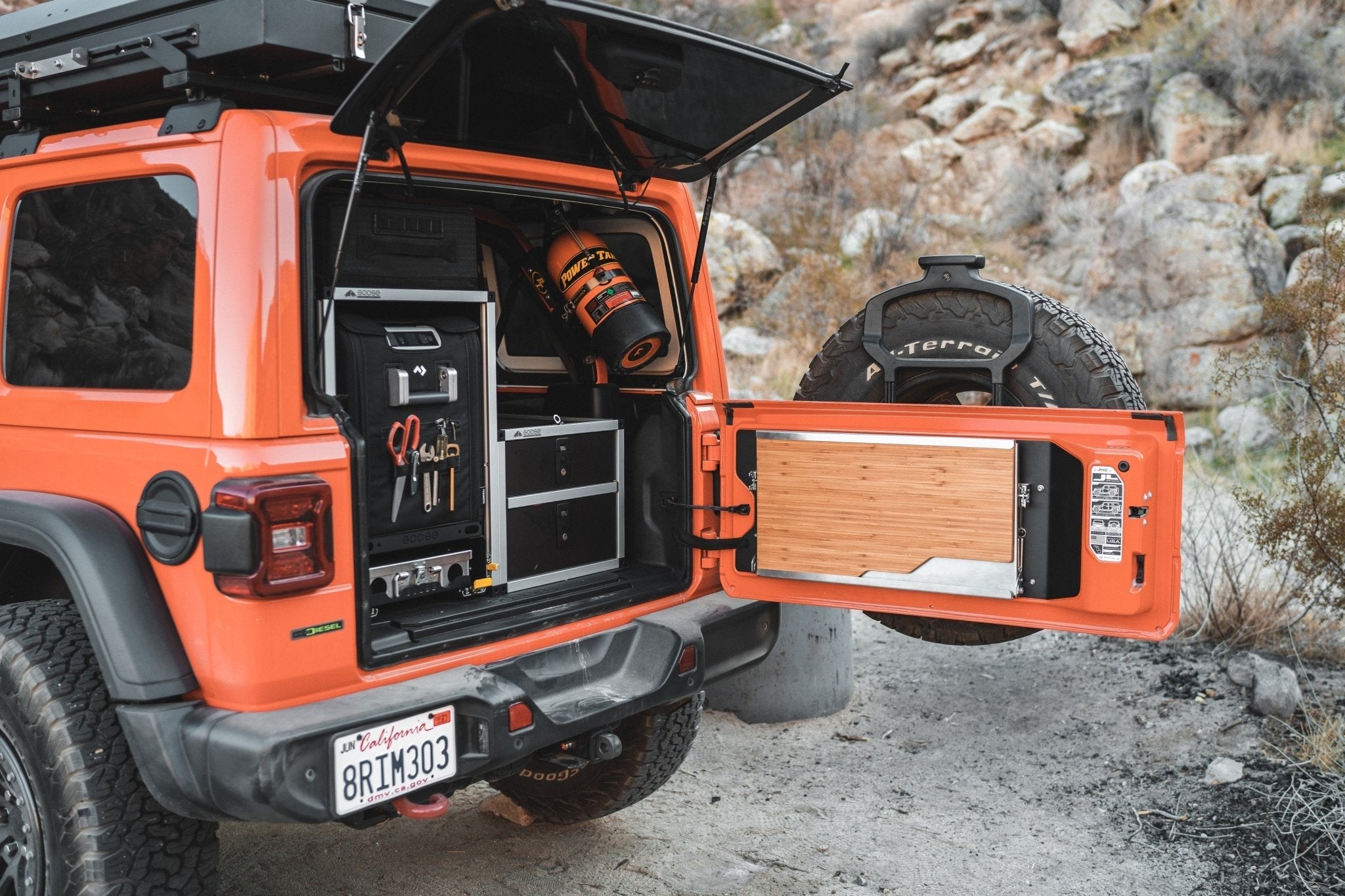 Jeep Wrangler 2018 - Present JL / JLU - Goose Gear Tailgate Table - Spirit of 1876 - Goose Gear