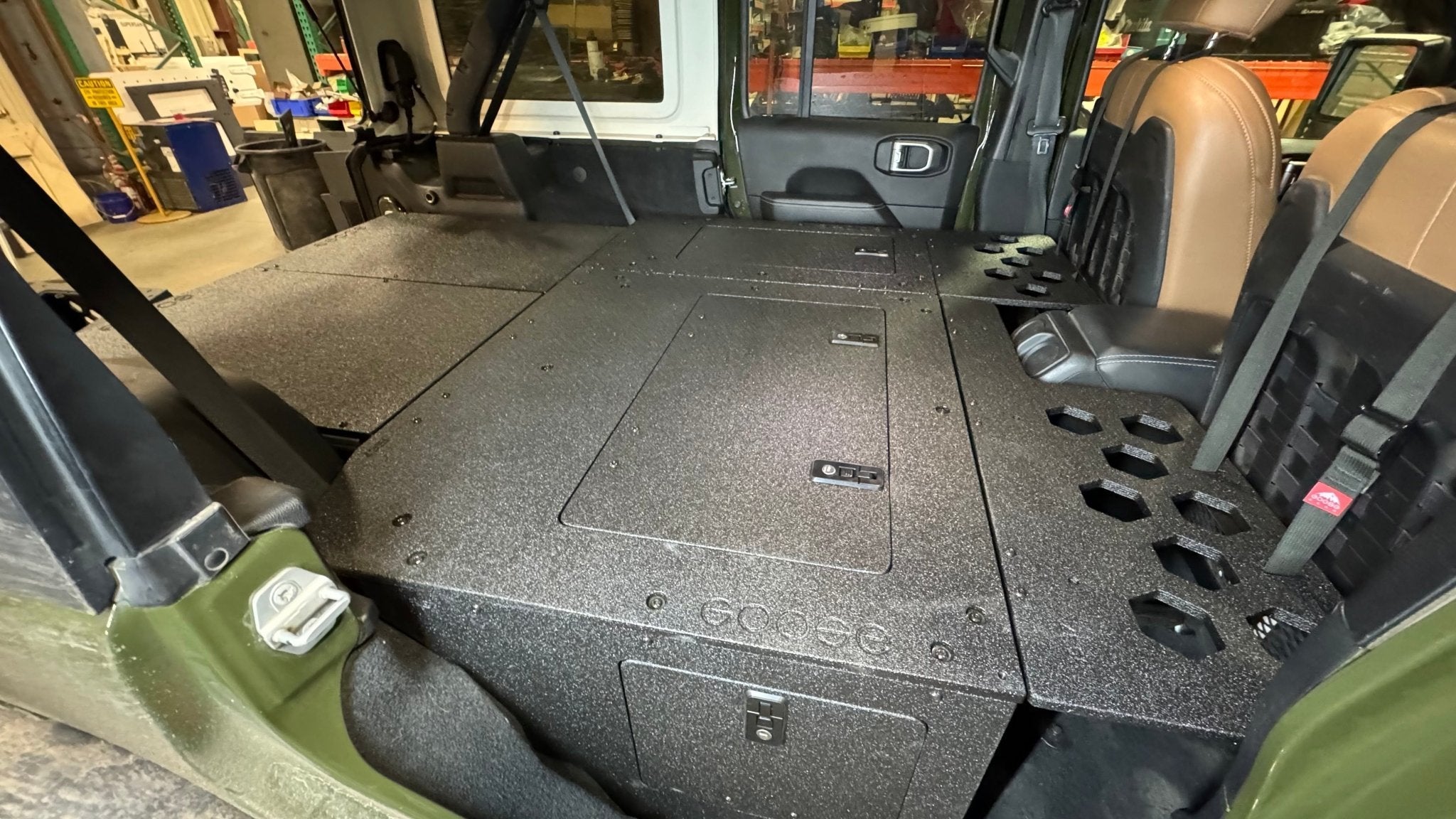 Jeep Wrangler 2018 - 2023 JLU 4 Door - Second Row Seat Delete Plate System - 8" or 10" Module Based - Spirit of 1876 - Goose Gear