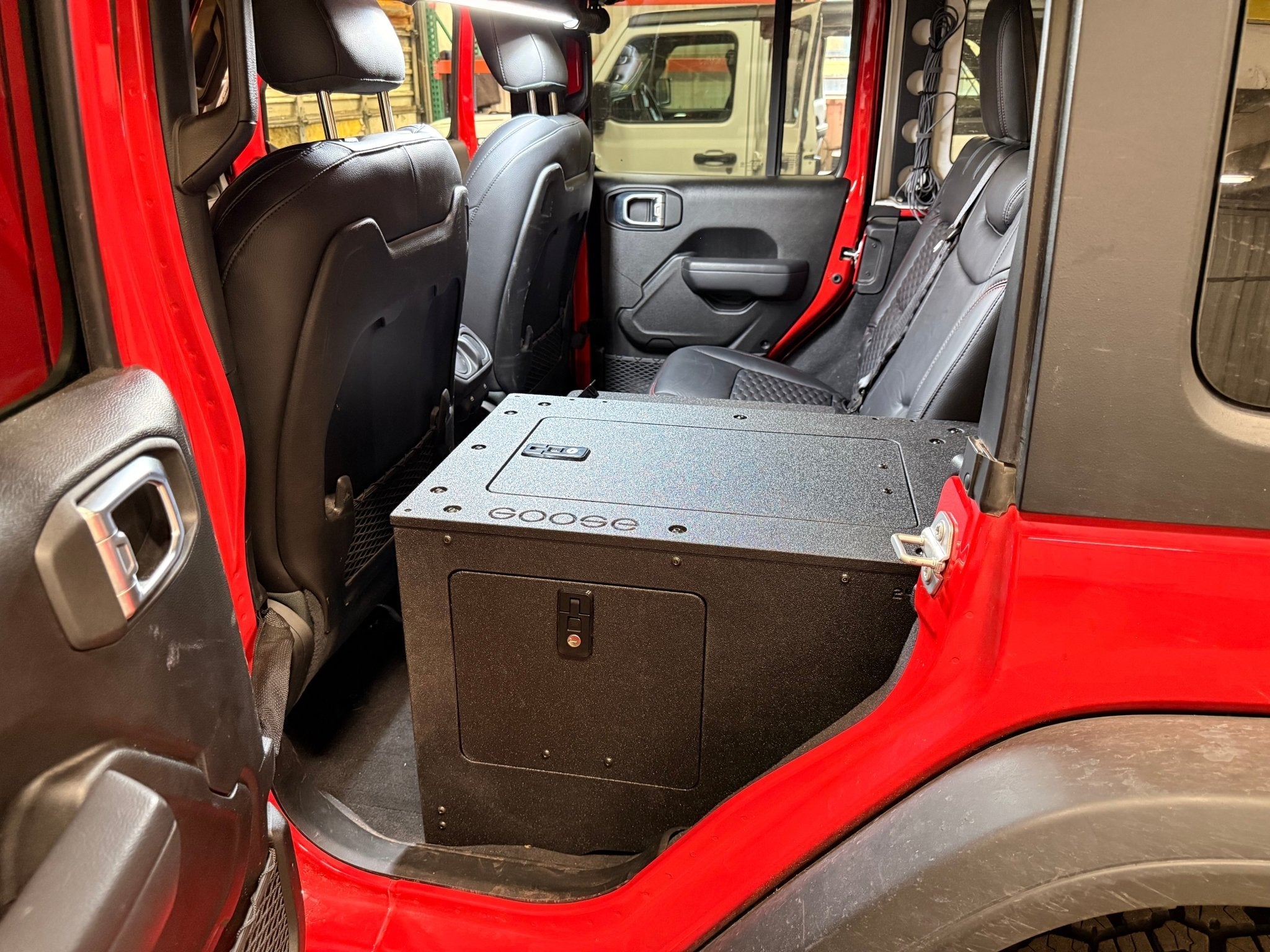 Jeep - Wrangler - 2024 - Present - JLU - 4 Door - Explore Series - Seat Delete Plate System - Second Row - Module Based - 10" Module - Spirit of 1876Goose Gear