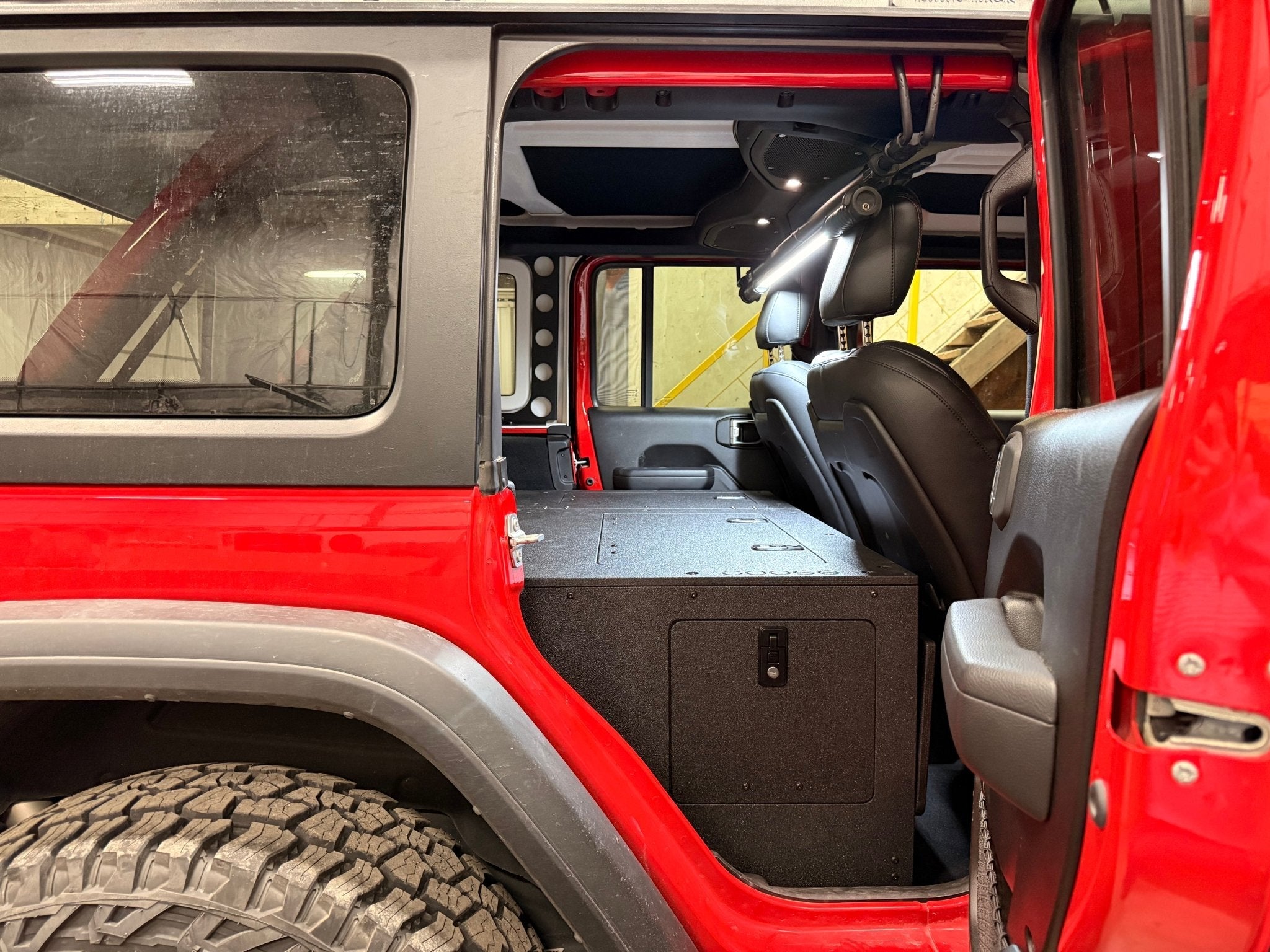 Jeep - Wrangler - 2024 - Present - JLU - 4 Door - Explore Series - Seat Delete Plate System - Second Row - Module Based - 10" Module - Spirit of 1876Goose Gear