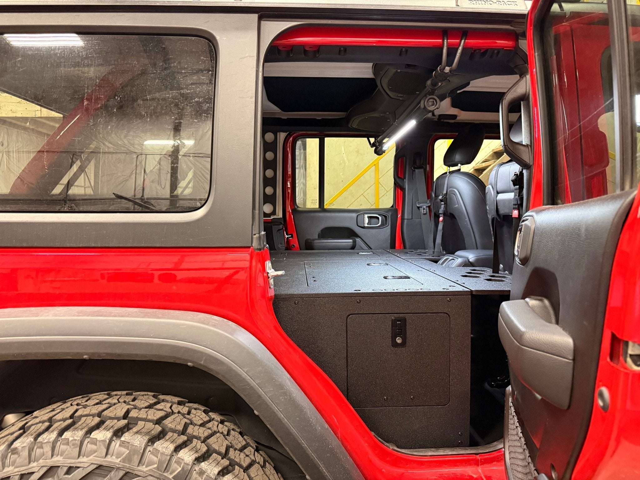 Jeep - Wrangler - 2024 - Present - JLU - 4 Door - Explore Series - Seat Delete Plate System - Second Row - Module Based - 10" Module - Spirit of 1876Goose Gear