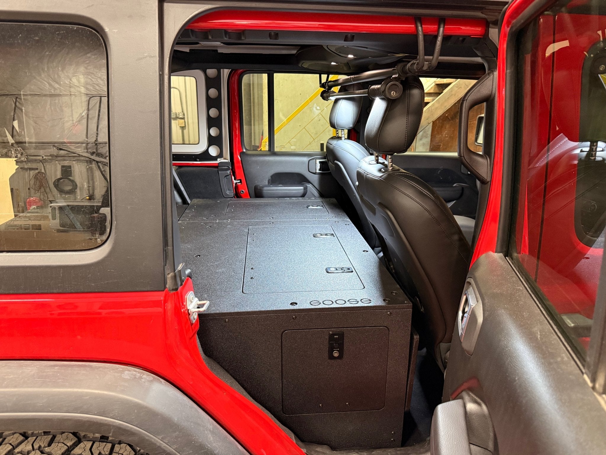 Jeep - Wrangler - 2024 - Present - JLU - 4 Door - Explore Series - Seat Delete Plate System - Second Row - Module Based - 10" Module - Spirit of 1876Goose Gear