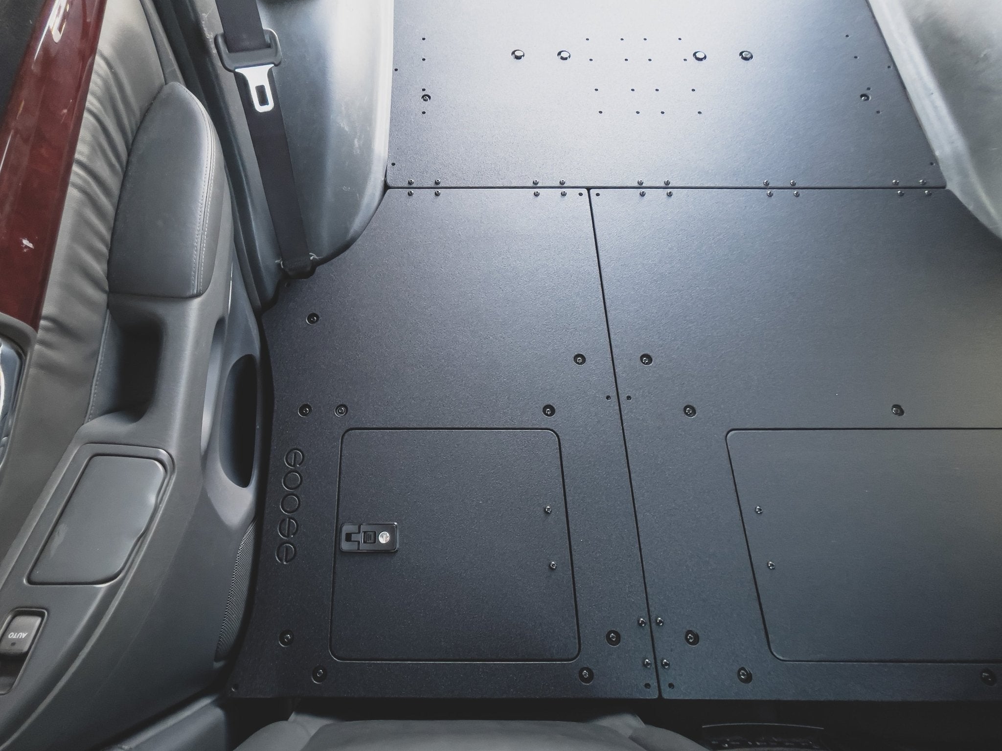 Lexus GX470 2002 - 2009 - Second Row Seat Delete Plate System - Spirit of 1876 - Goose Gear