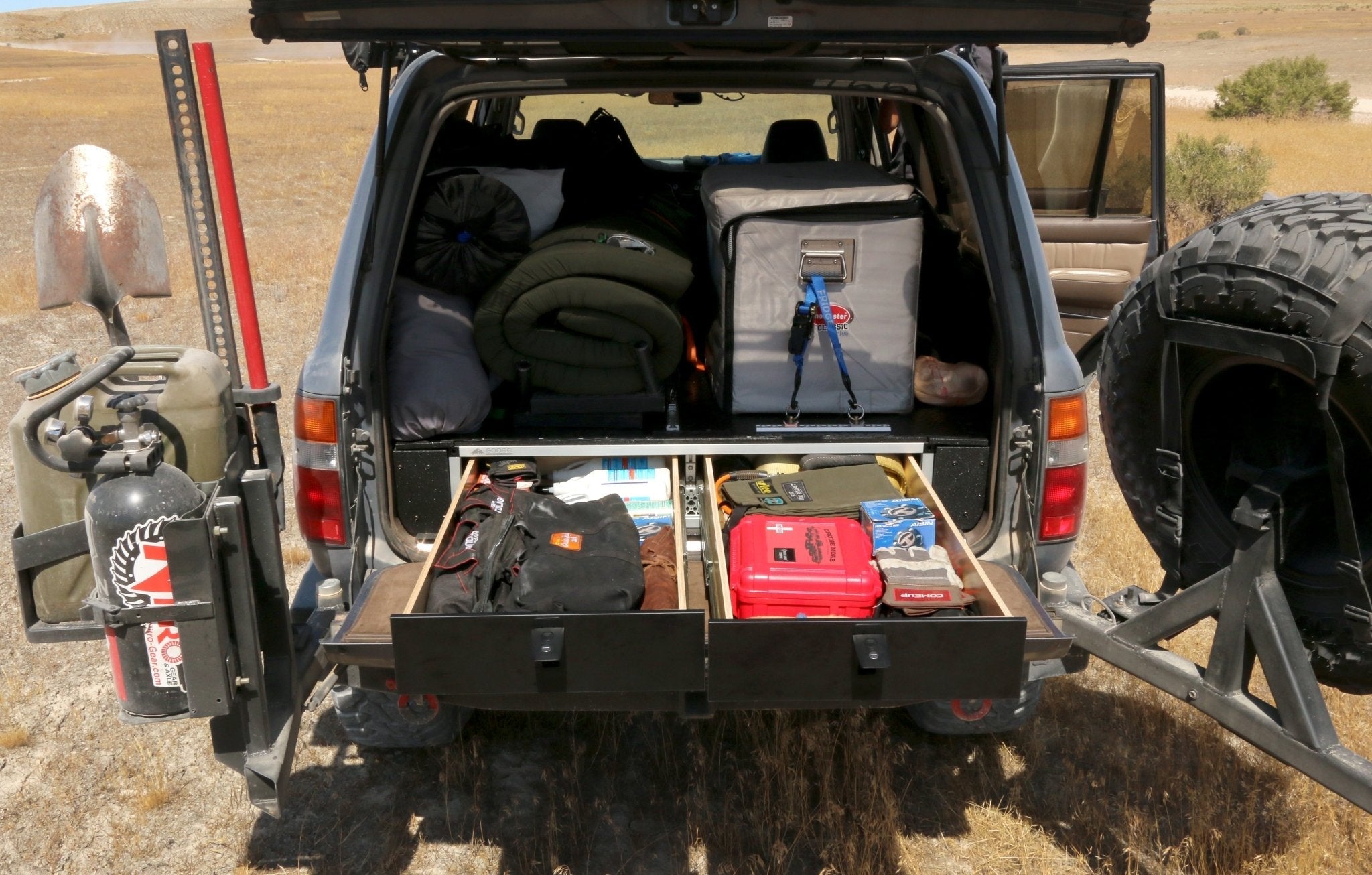 Stealth Sleep and Storage Package for Toyota Land Cruiser 1991 - 1997 80 Series - 43 - 3/8" W x 8" H x 40" D - Spirit of 1876 - Goose Gear