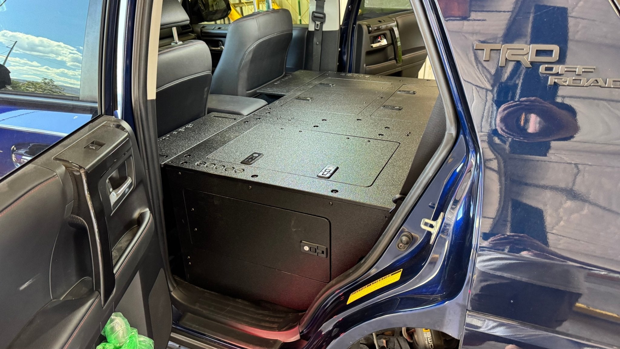 Toyota - 4Runner - 2010 - 2024 - 5th Gen - Standard - Explore Series - Seat Delete Plate System - Second Row - V2 - 10" Module Based - Spirit of 1876Goose Gear