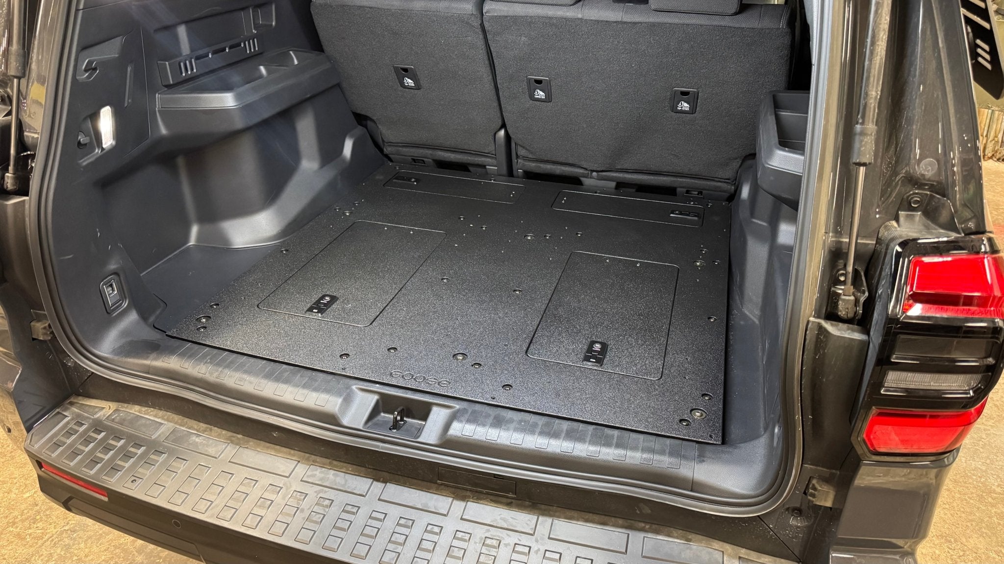 Toyota - 4Runner - 2025 - Present - 6th Gen - Non Hybrid - Explore Series - Rear Plate System - Spirit of 1876Goose Gear